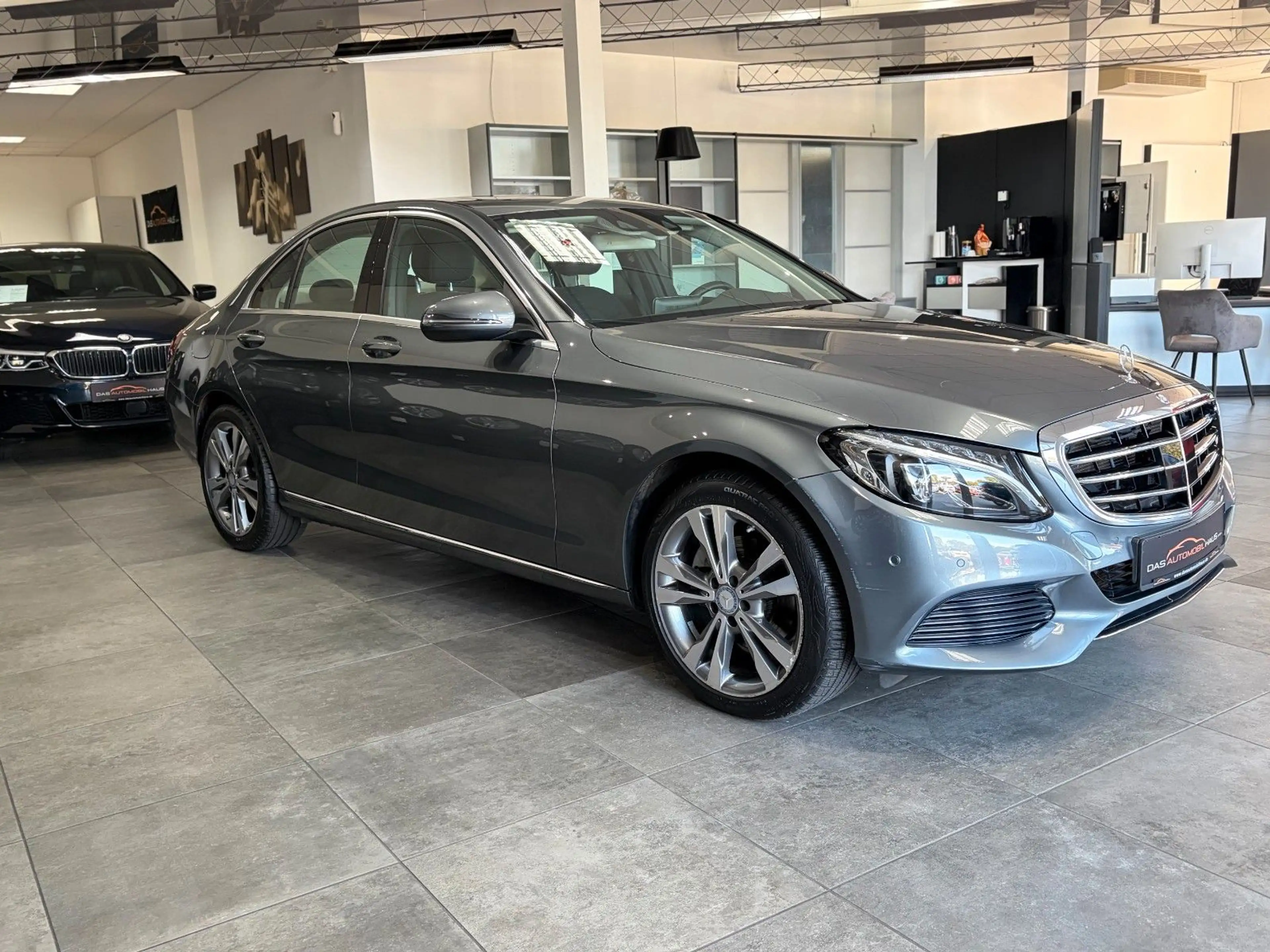 Mercedes-Benz C 200 *Exclusive*Distronic*Burmester*LED*AHK*Ambi — photo 12