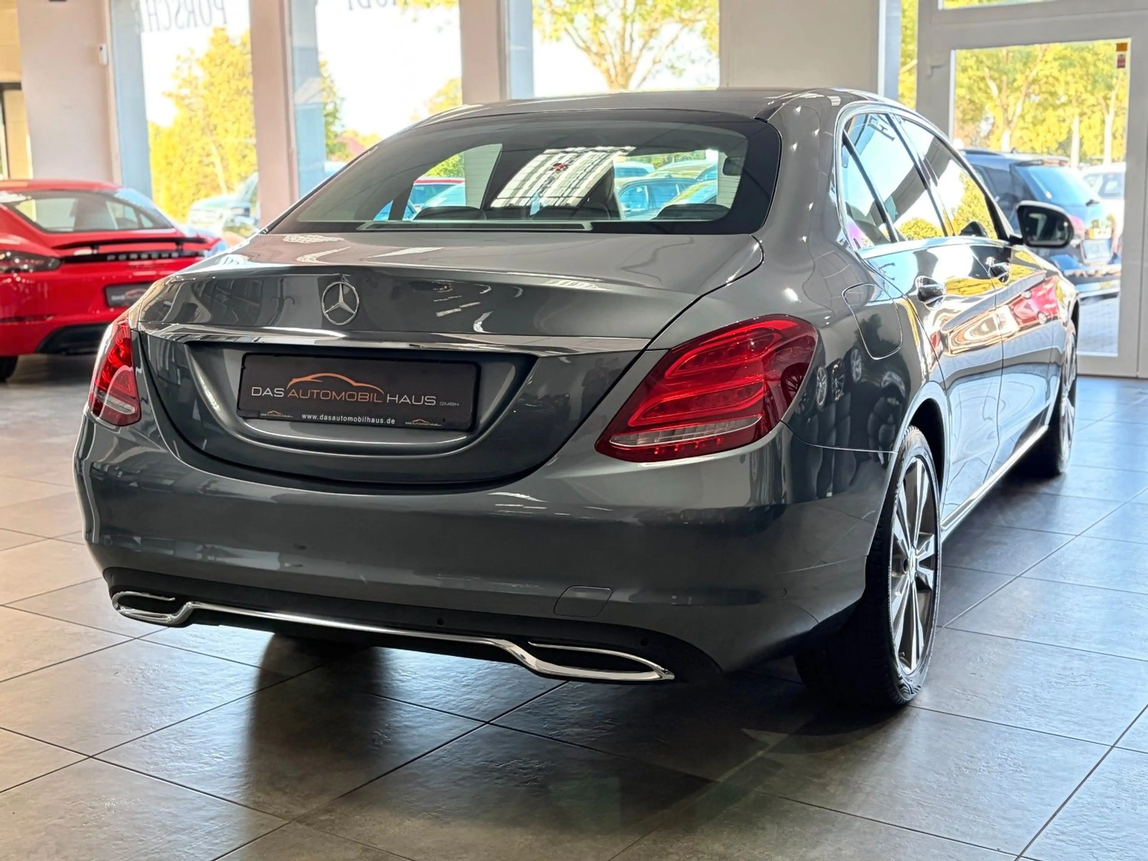 Mercedes-Benz C 200 *Exclusive*Distronic*Burmester*LED*AHK*Ambi — photo 10