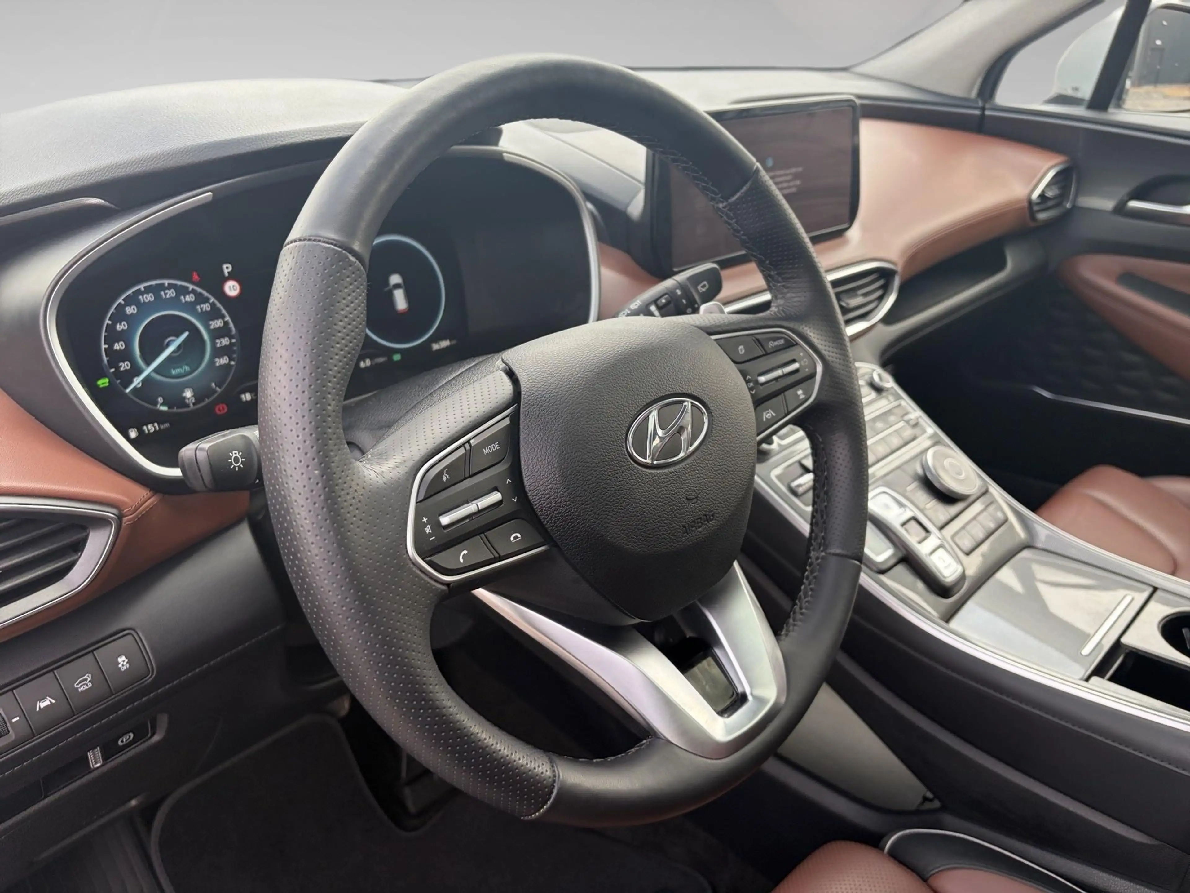 Hyundai SANTA FE 1.6 T-GDi Hybrid 4x4 Shine Aut. — photo 8