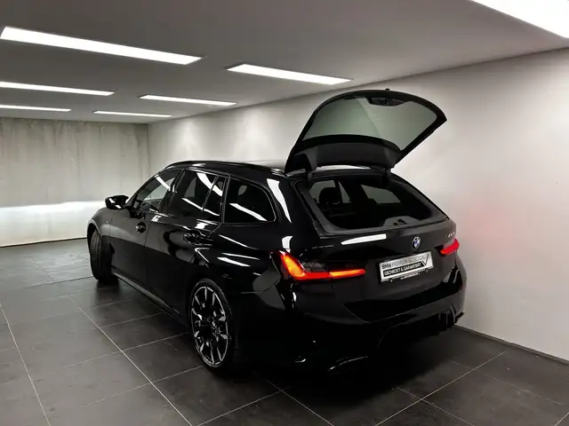 BMW 3 Series view 12