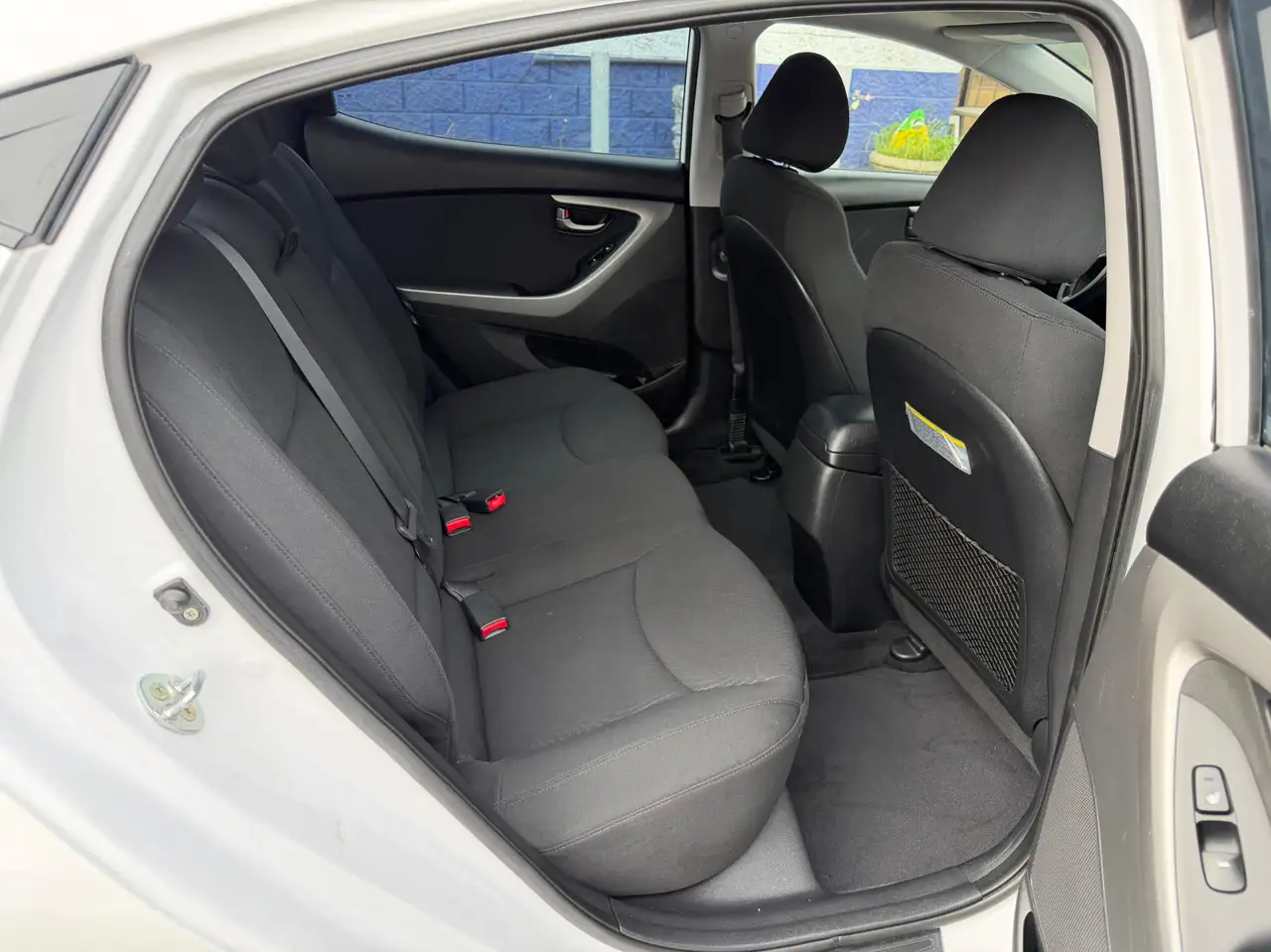 Hyundai ELANTRA снимка Hyundai ELANTRA
