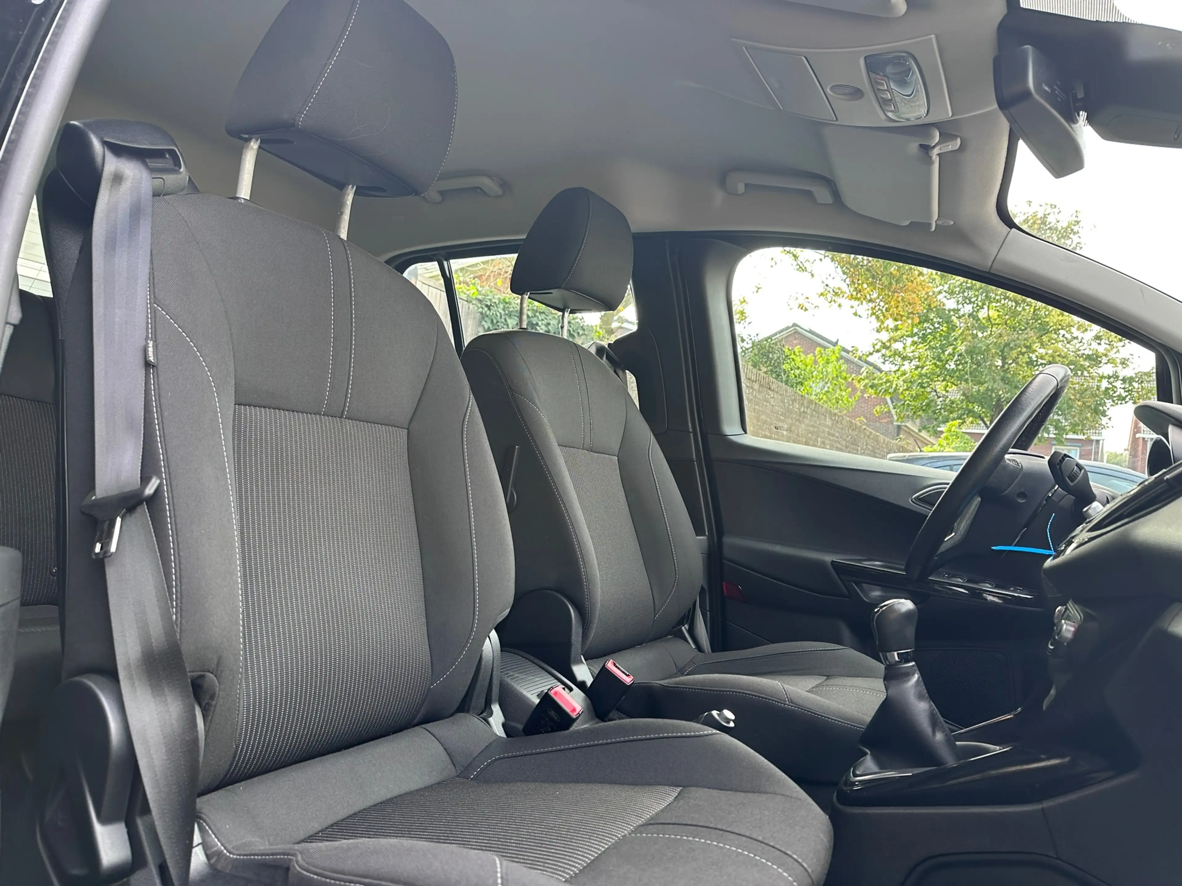 Ford B-Max 1.0 EcoBoost Titanium NIEUW DISTR / NAVI / CLIMA / — photo 14