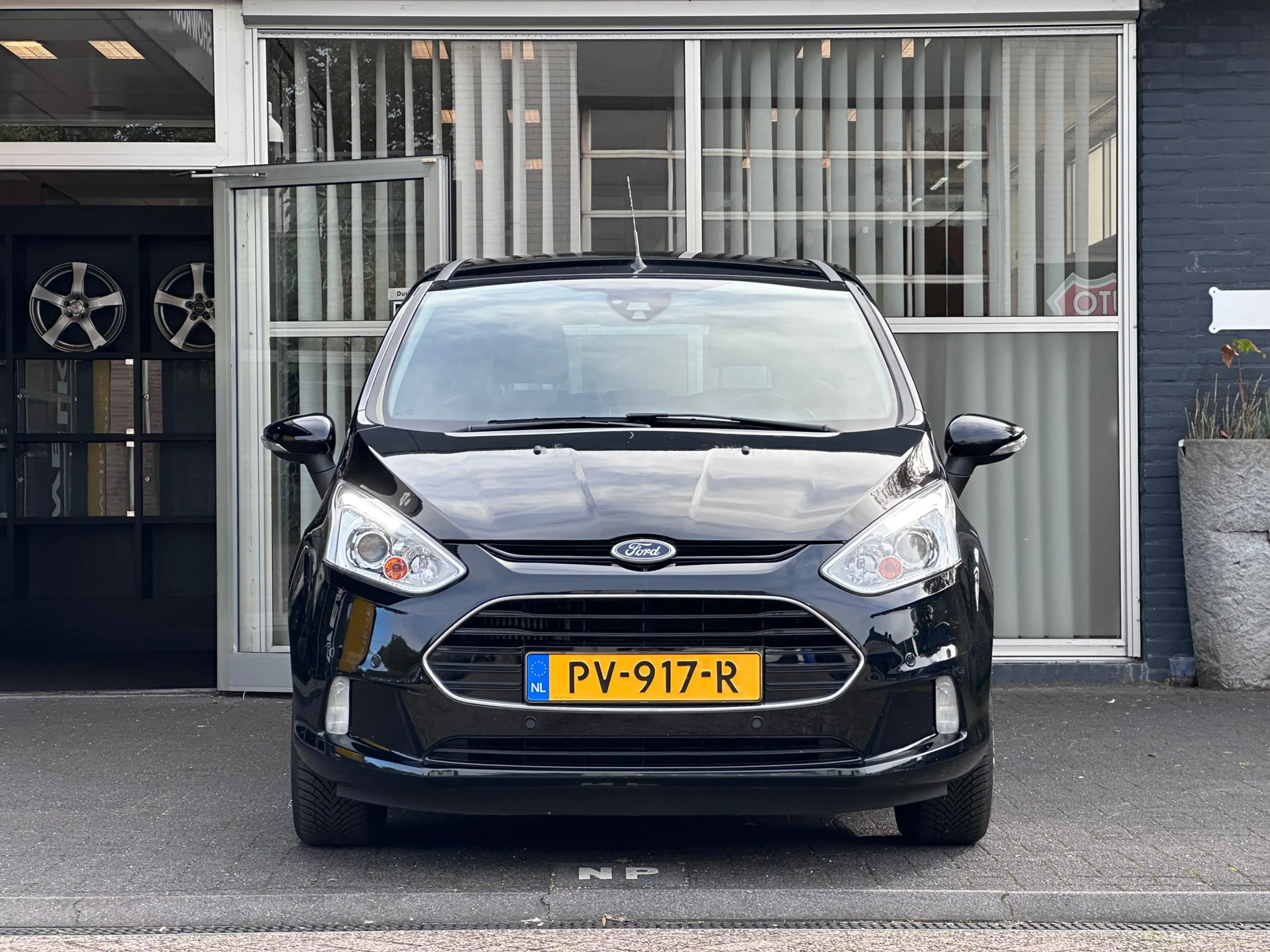 Ford B-Max 1.0 EcoBoost Titanium NIEUW DISTR / NAVI / CLIMA / — photo 10