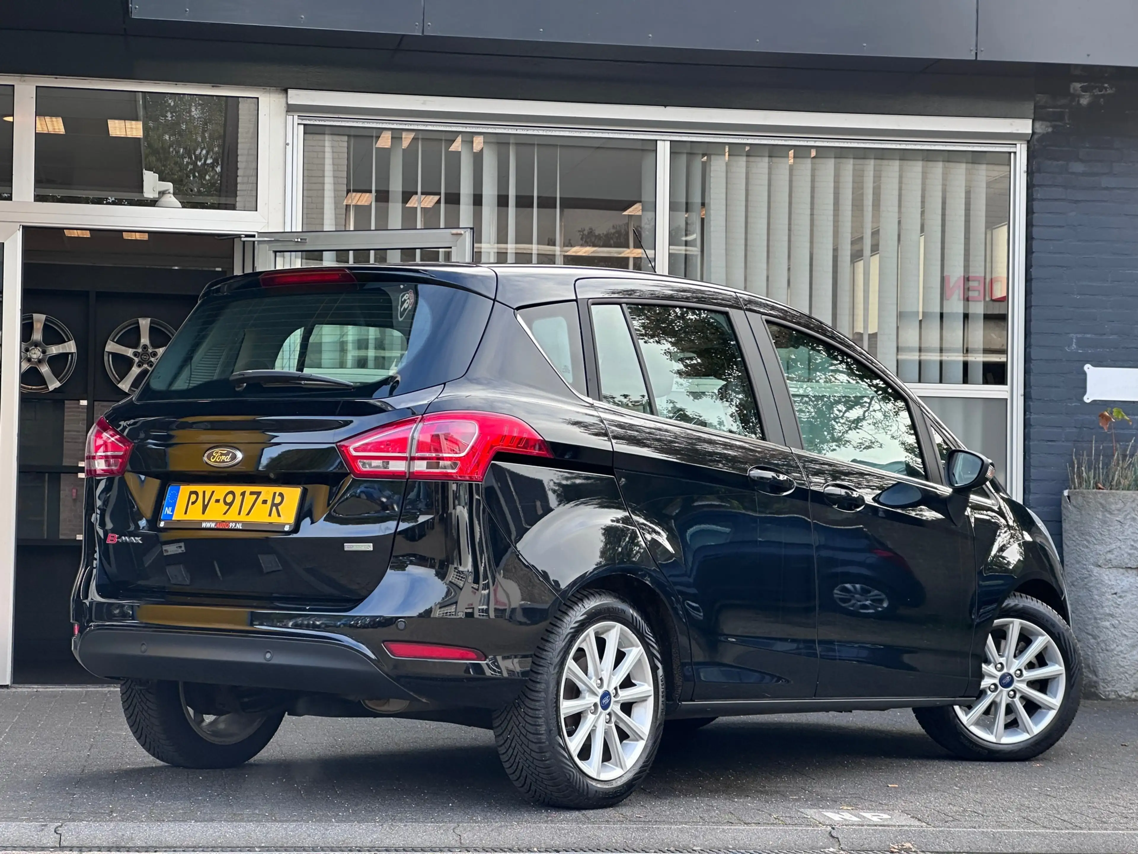 Ford B-Max 1.0 EcoBoost Titanium NIEUW DISTR / NAVI / CLIMA / — photo 7