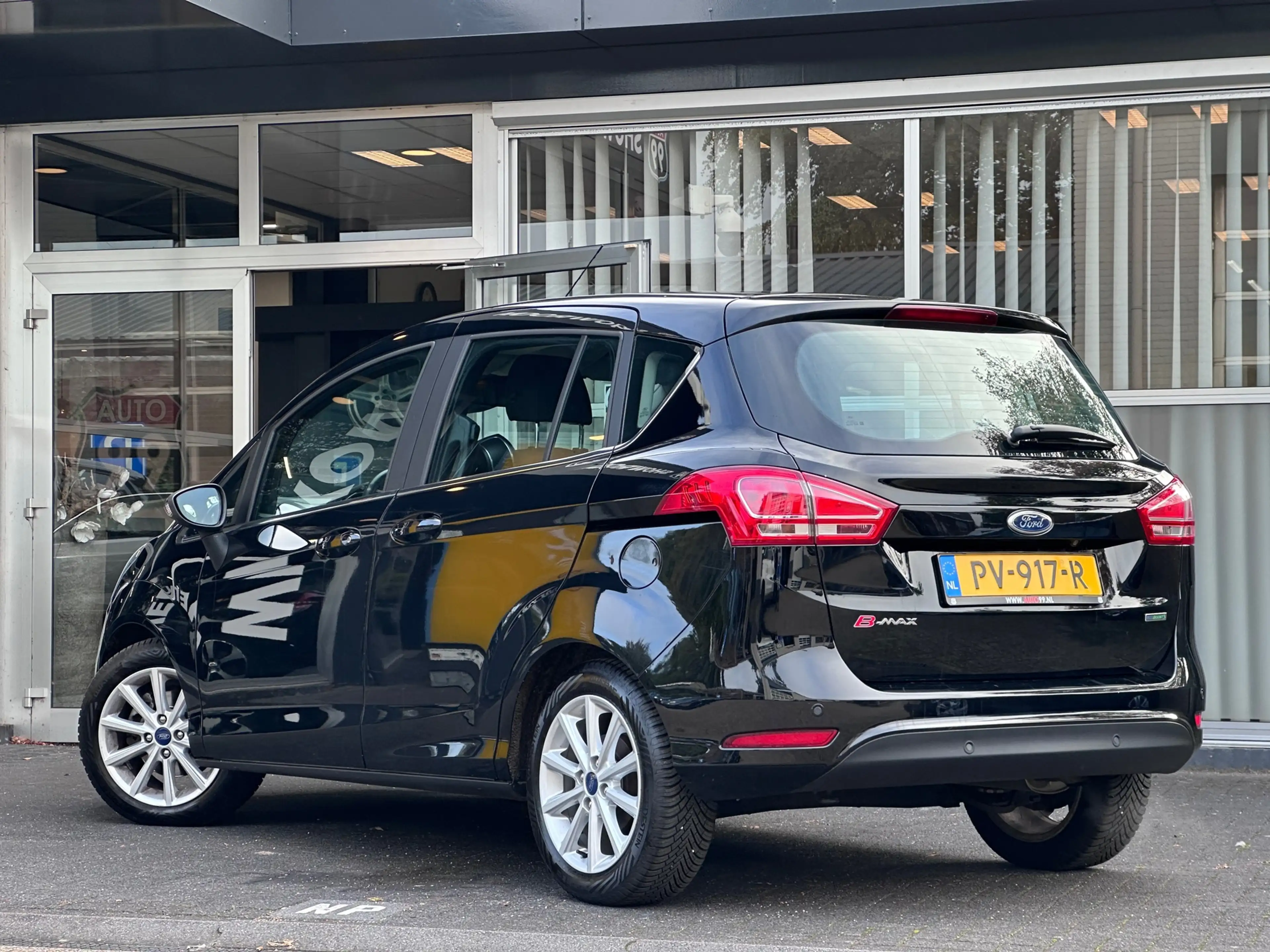 Ford B-Max 1.0 EcoBoost Titanium NIEUW DISTR / NAVI / CLIMA / — photo 3