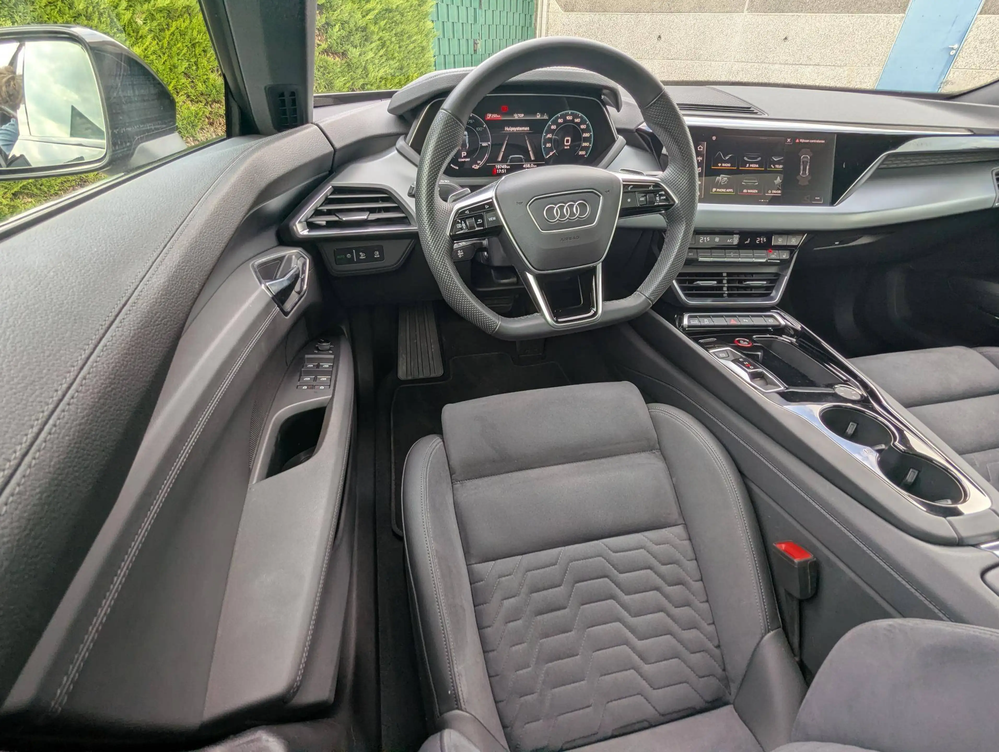 Audi e-tron GT Sportstoel plus - Matrix led - glazen dak - b&o — photo 6