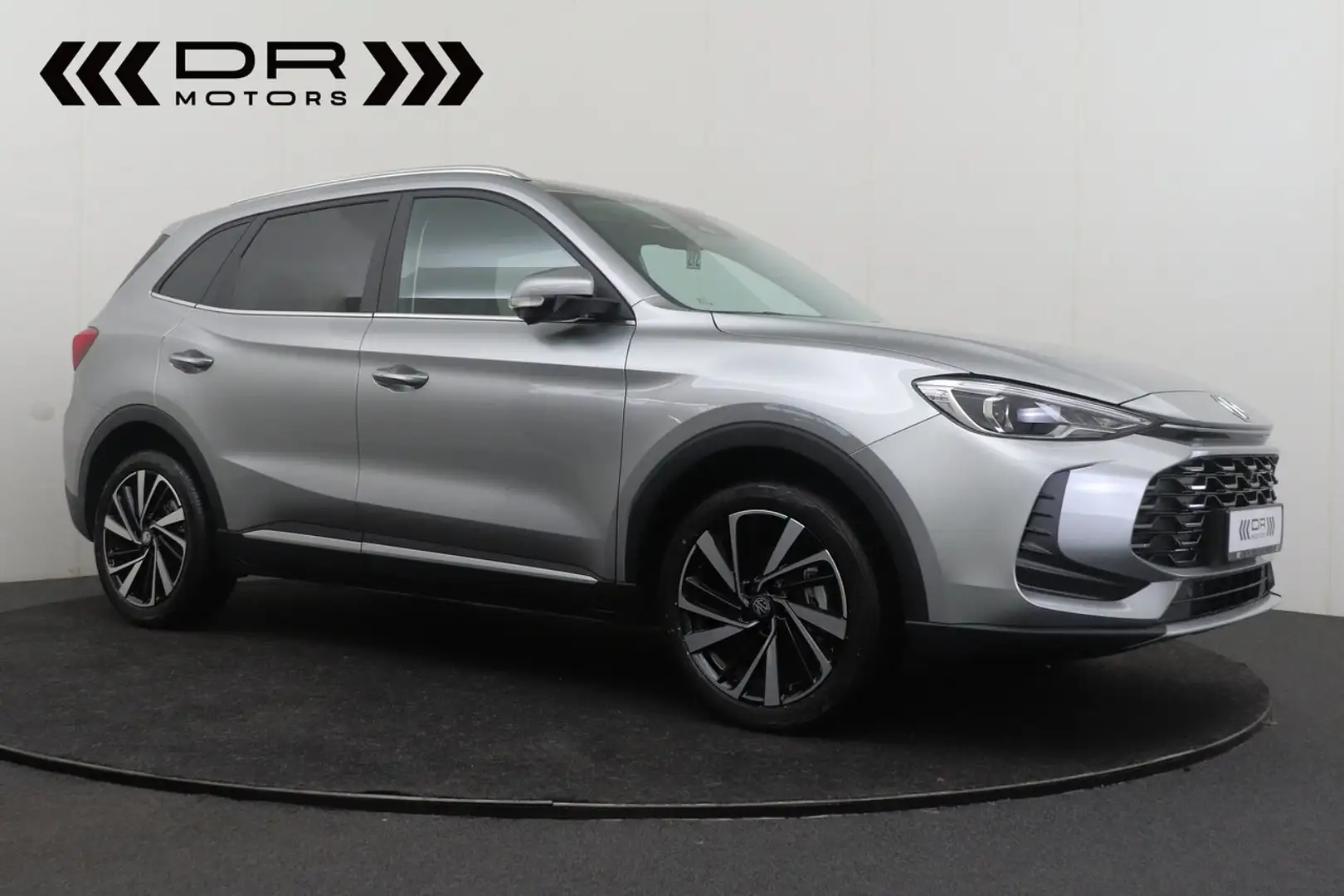 MG ZS 1.5L HEV LUXURY - LEDER - 360 CAMERA - 7 JAAR G... Schwarz - 2