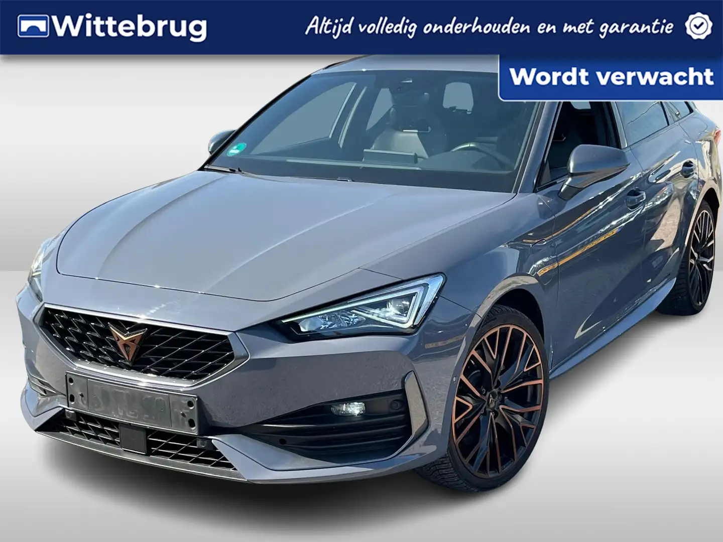 CUPRA Leon Sportstourer 1.4 e-Hybrid VZ Performance / Supersp Grijs - 1