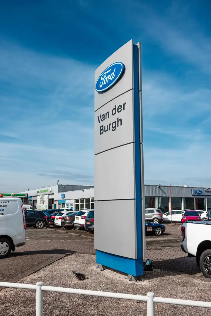Ford Transit Custom 300 2.0 TDCI L2H1 Limited BPM Vrij Zwart - 2