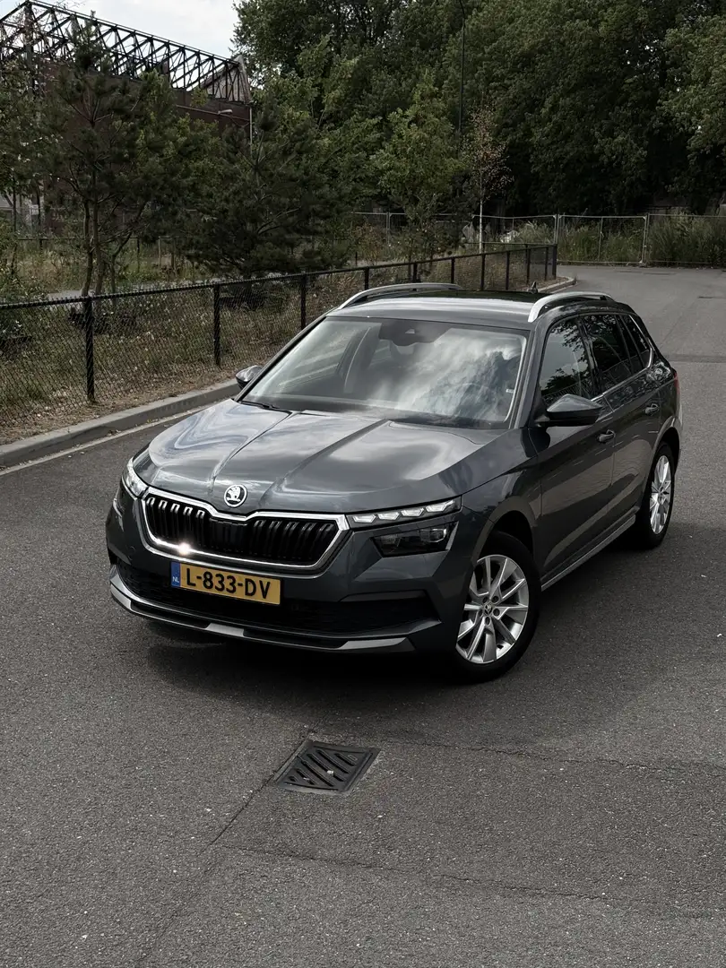 Skoda Kamiq 1.0 TSI Bns Edition siva - 2