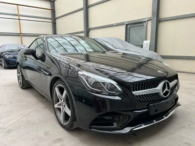 Mercedes-Benz SLC 180 PREMIUM AMG PACK COME NUOVA!