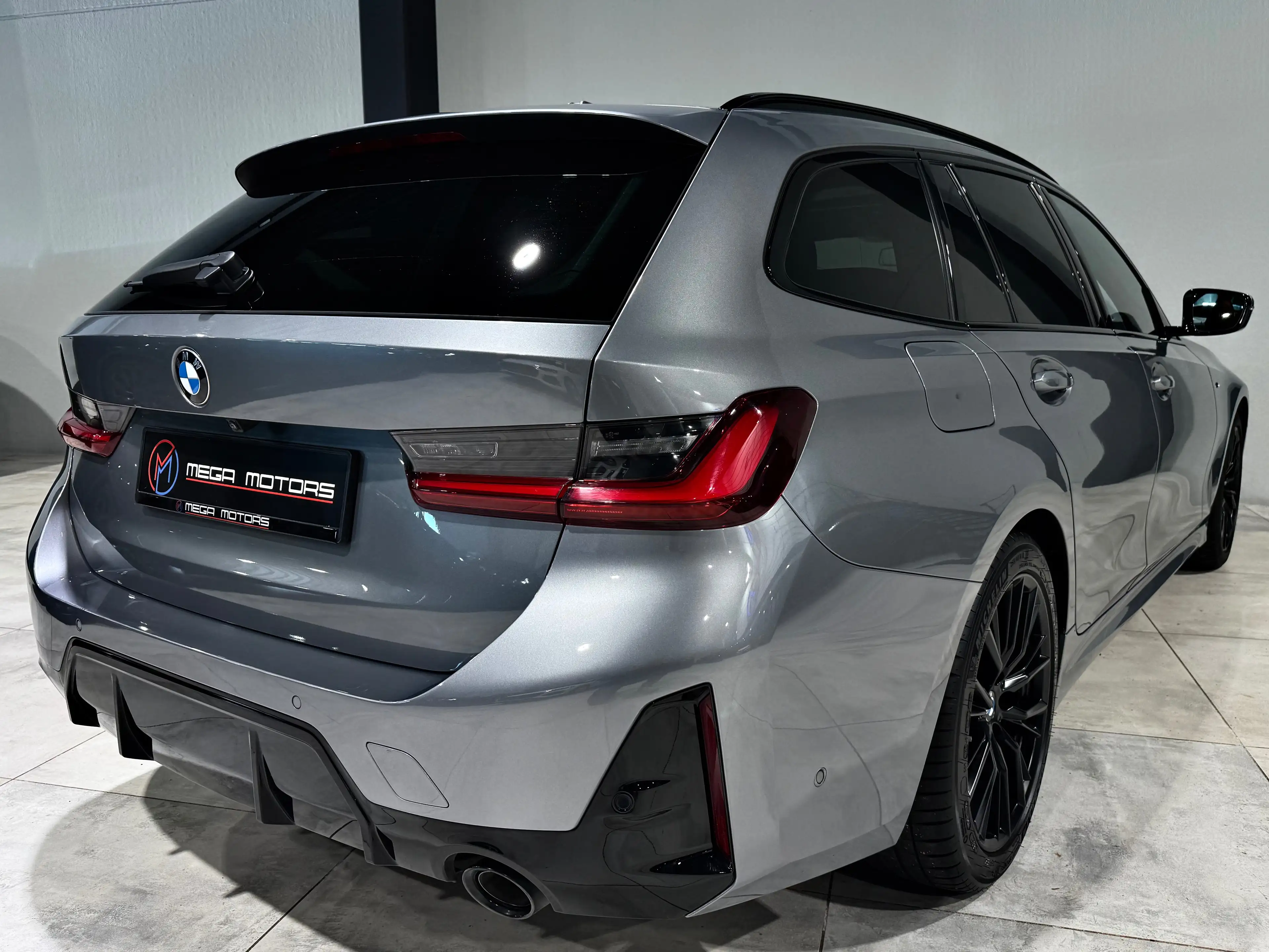 BMW 318 dAS PACK M" 122CV TVA/BTW PANO CUiR COGNAC CARPLAY CAMERA JA18"++ — photo 4