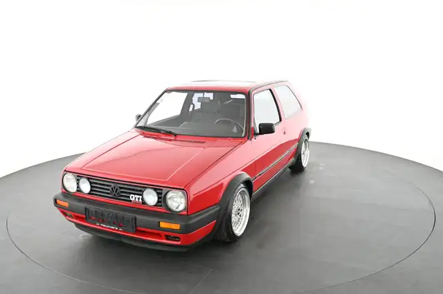 Volkswagen Golf view 11