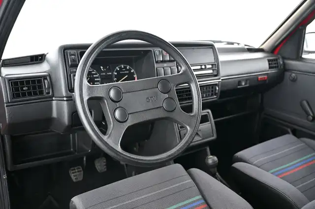 Volkswagen Golf view 22