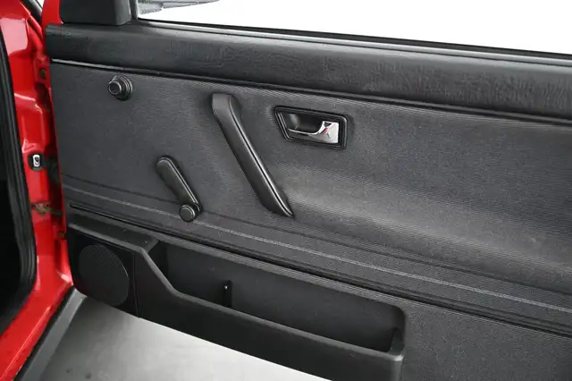 Volkswagen Golf view 21