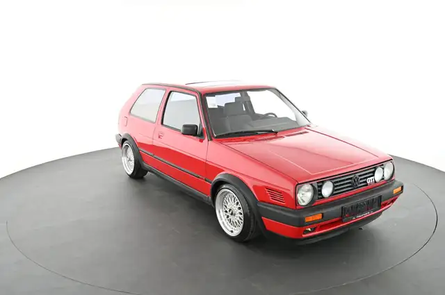 Volkswagen Golf view 10