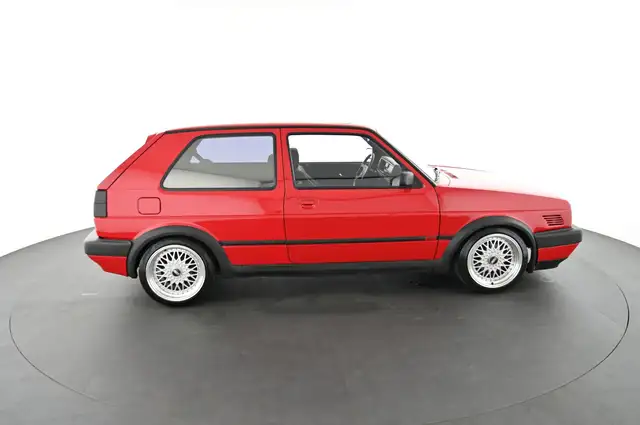 Volkswagen Golf view 6
