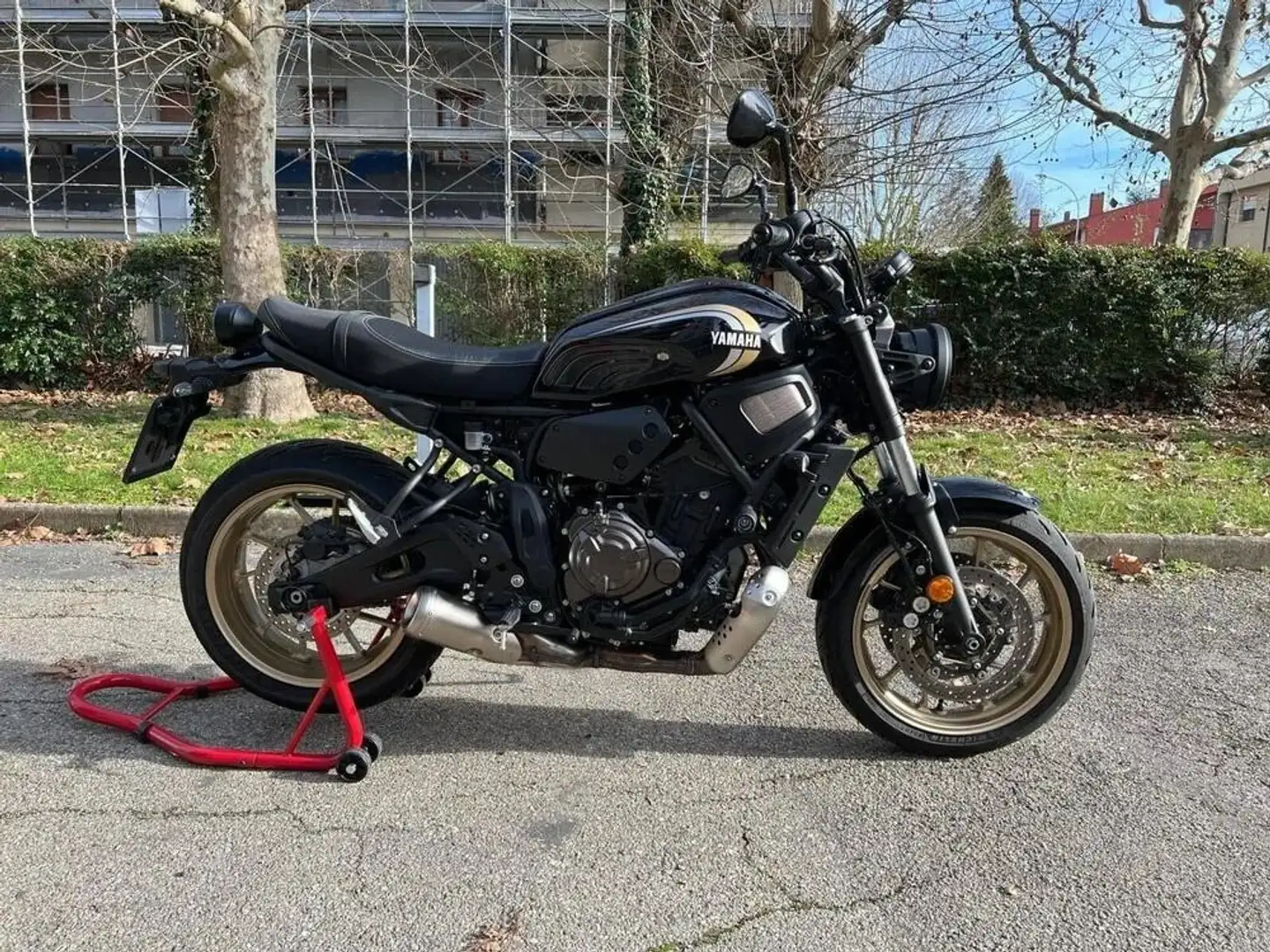 Yamaha XSR 700 Nero - 2