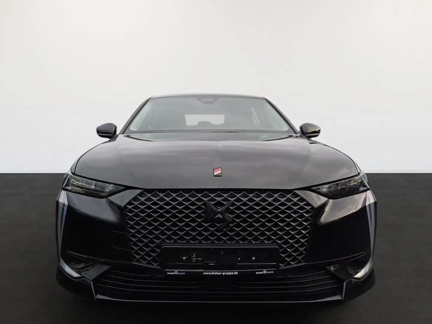 DS Automobiles DS 4 DS4 PureTech 130 Performance Line Schwarz - 2