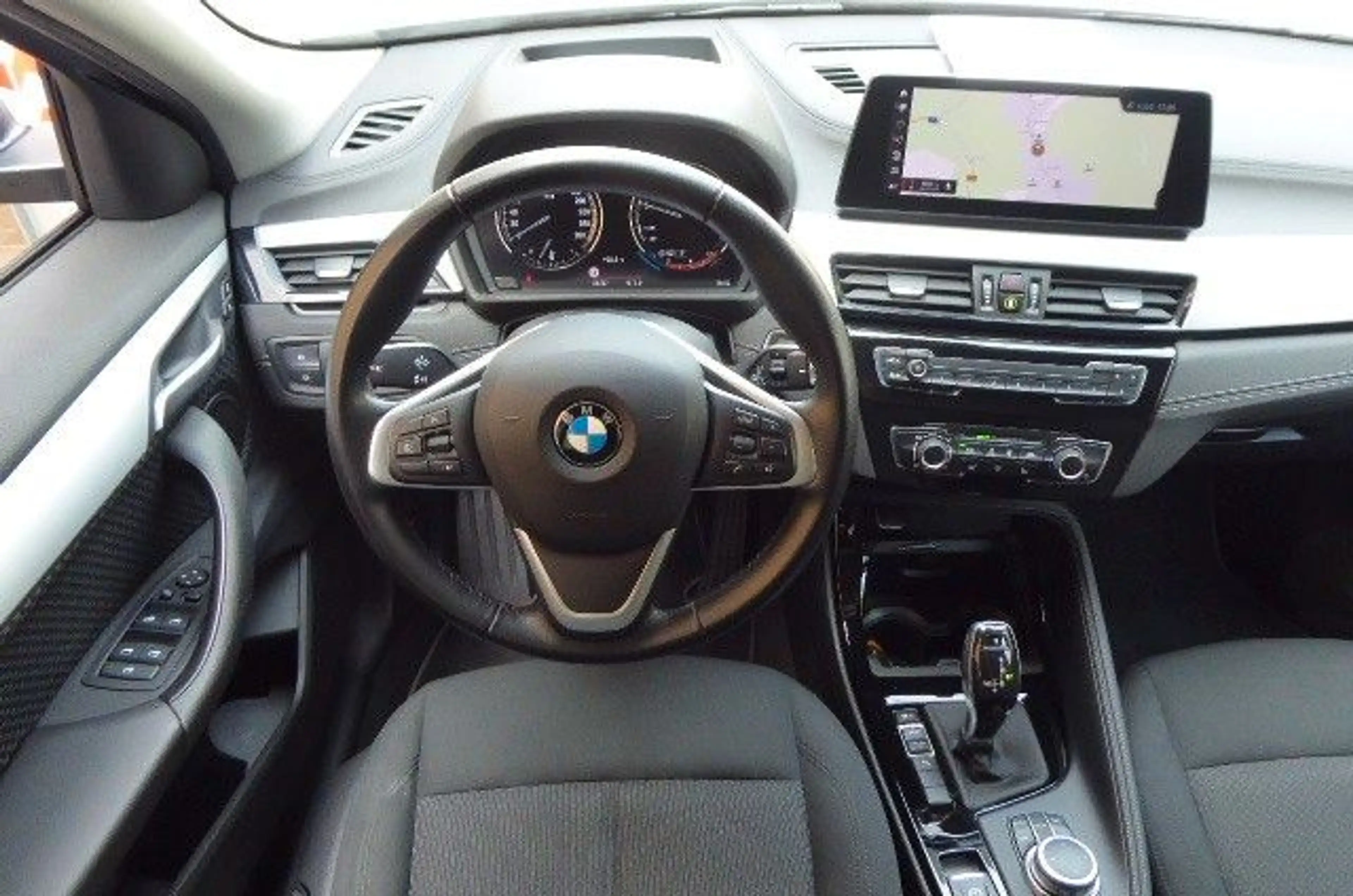 BMW X2 Advantage Plus LED Head up Display — photo 8
