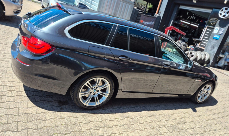 BMW 528 5erTouring 528 i xDrive -PANO/AHK/Insp.NEU! — photo 10