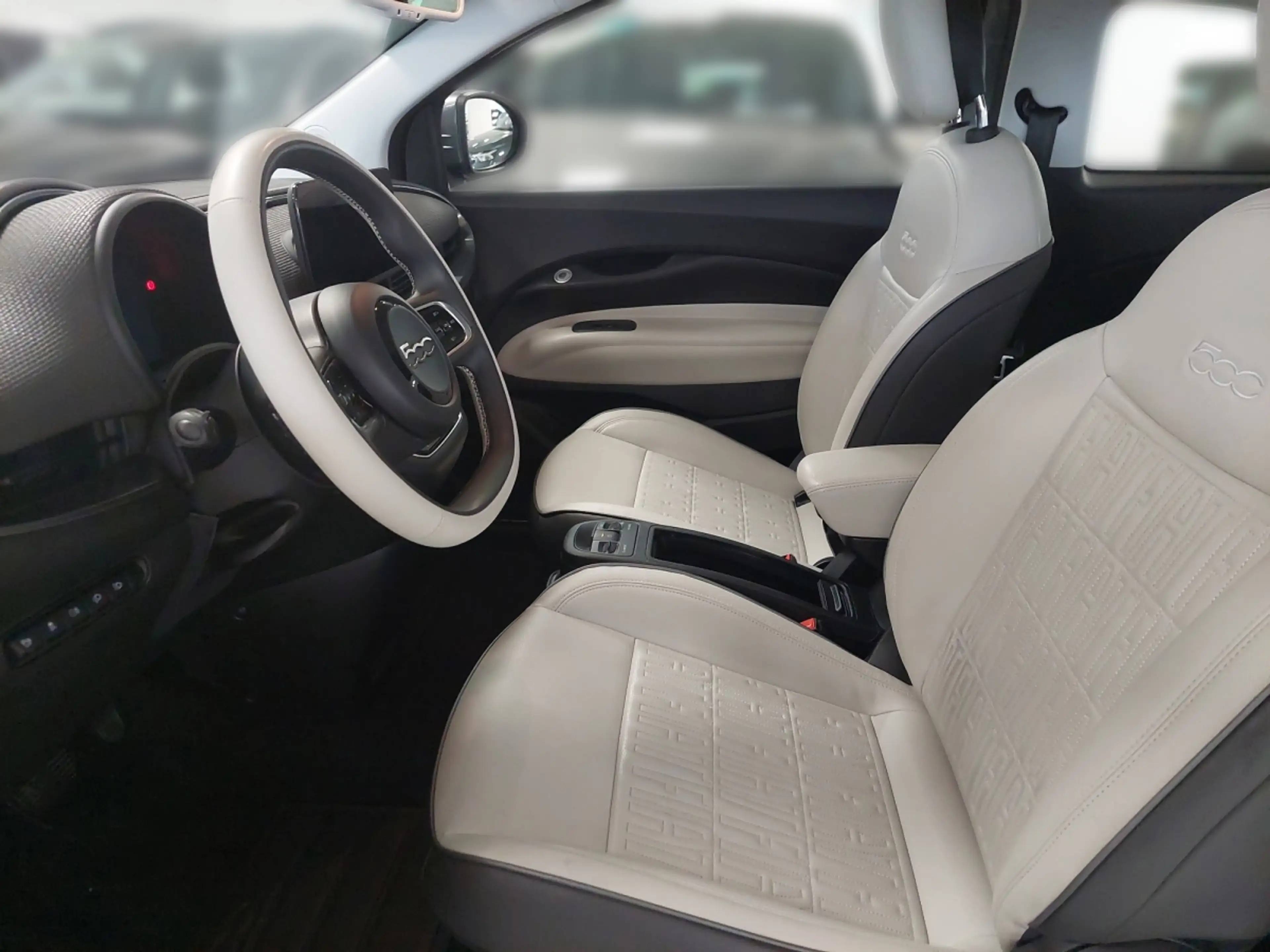 Fiat 500e La Prima 42kWh — photo 5