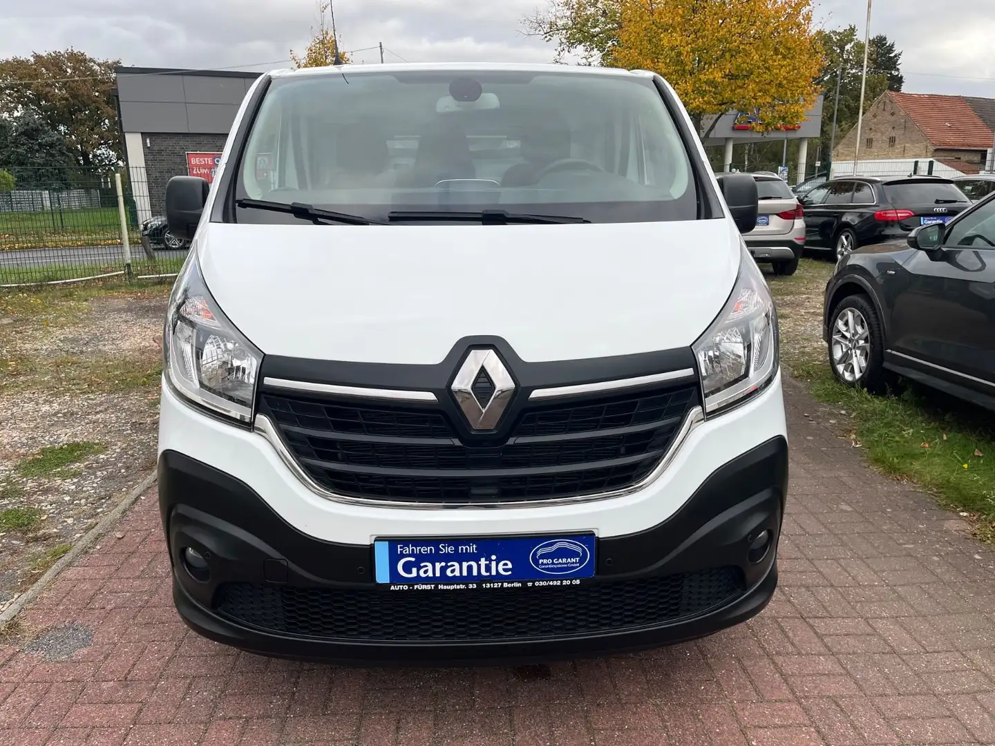 Renault Trafic L1H1 3,0t Komfort+NAVI+TEMP+KAME.+SORTIMO Weiß - 2