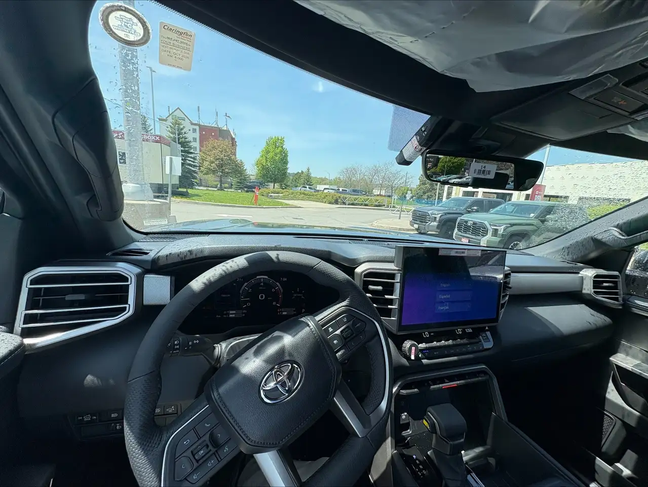 Toyota Tundra снимка Toyota Tundra