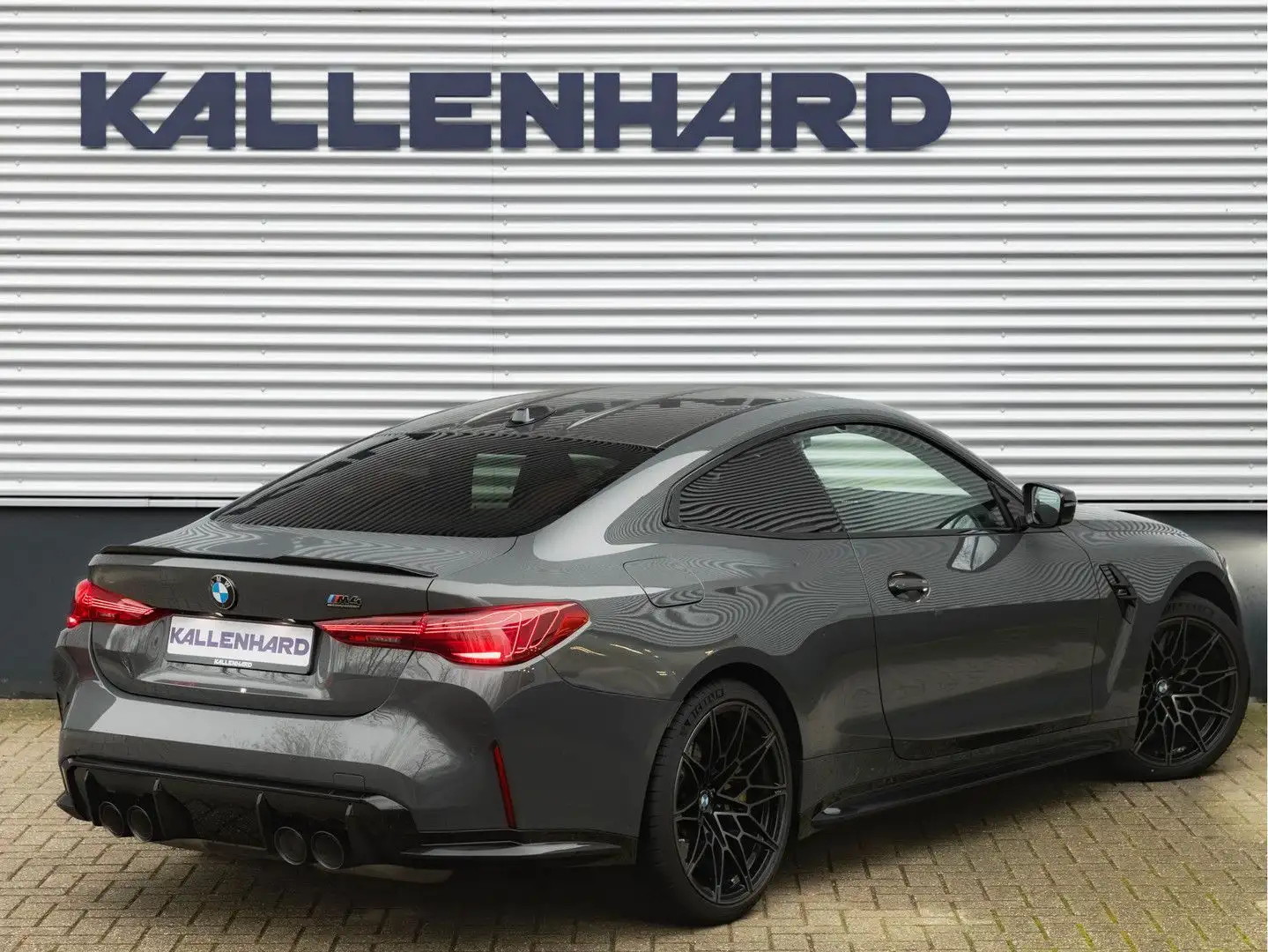 BMW M4 4-serie Coupé xDrive Competition - Carbon Bra Grau - 2
