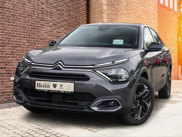 Citroen C4 view 2