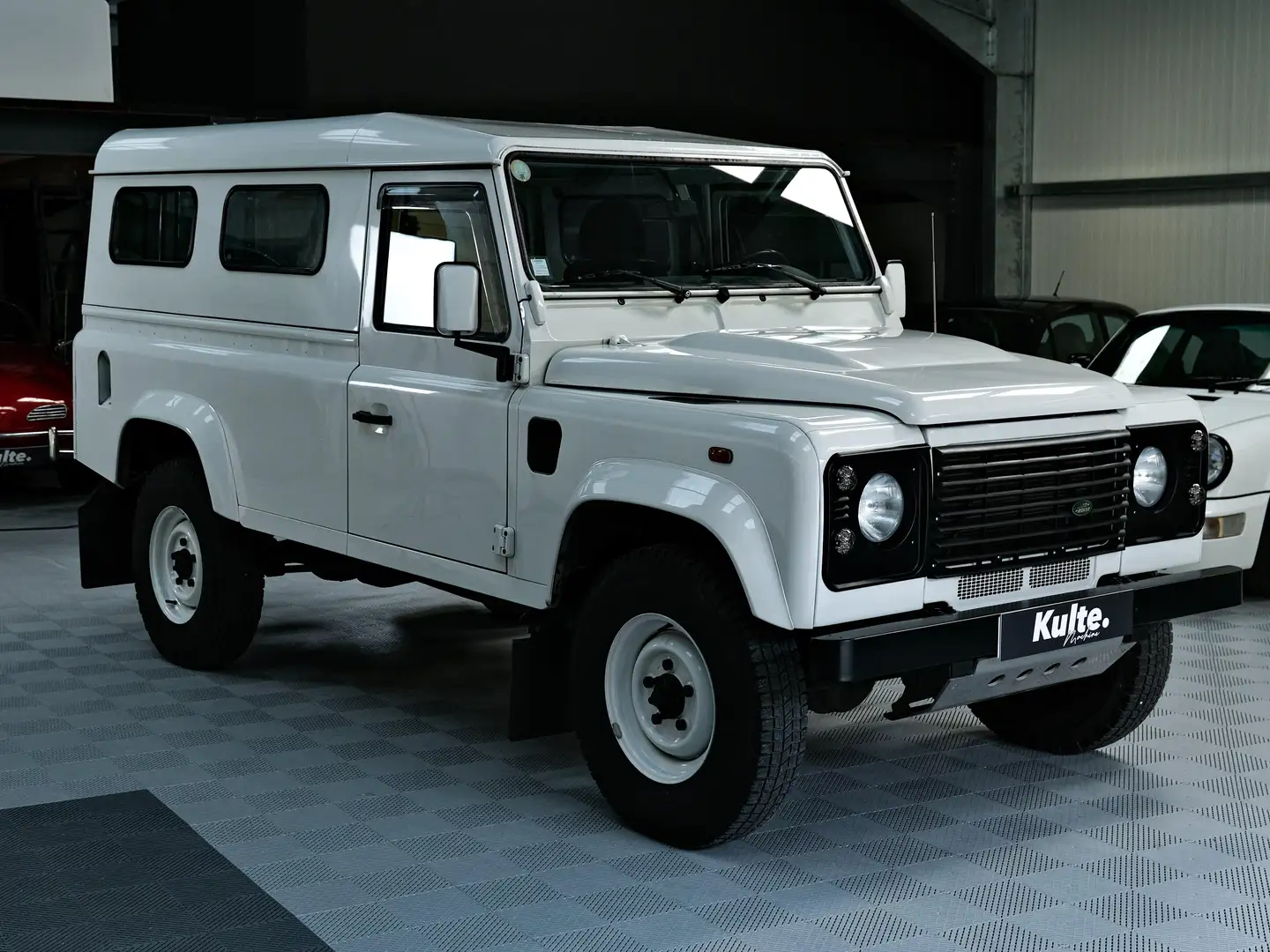 Land Rover Defender DEFENDER 110 HARD TOP E Blanc - 2