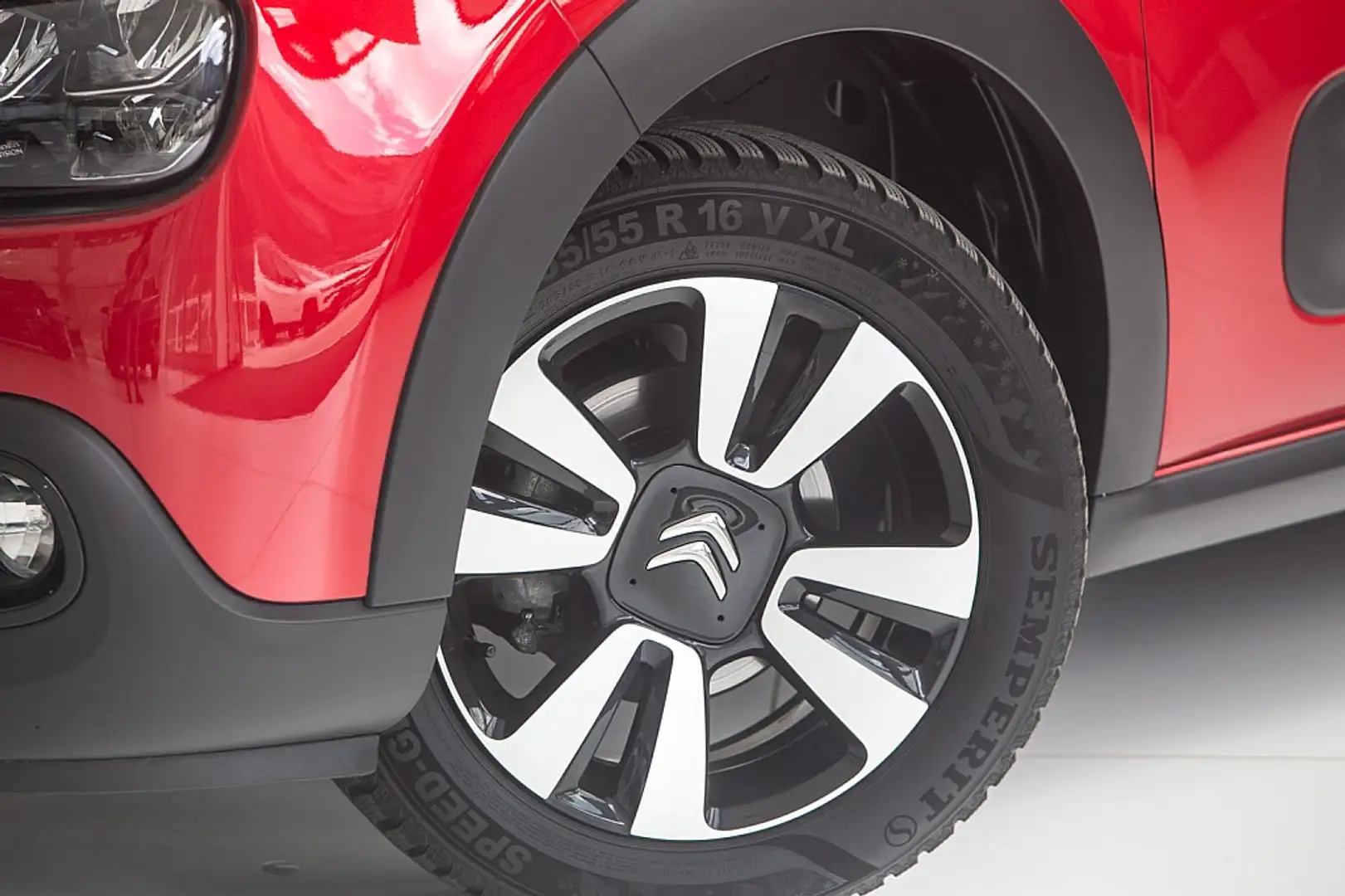 Citroen C3 PureTech 110 S&S 6-Gang-Manuell Max Rot - 2