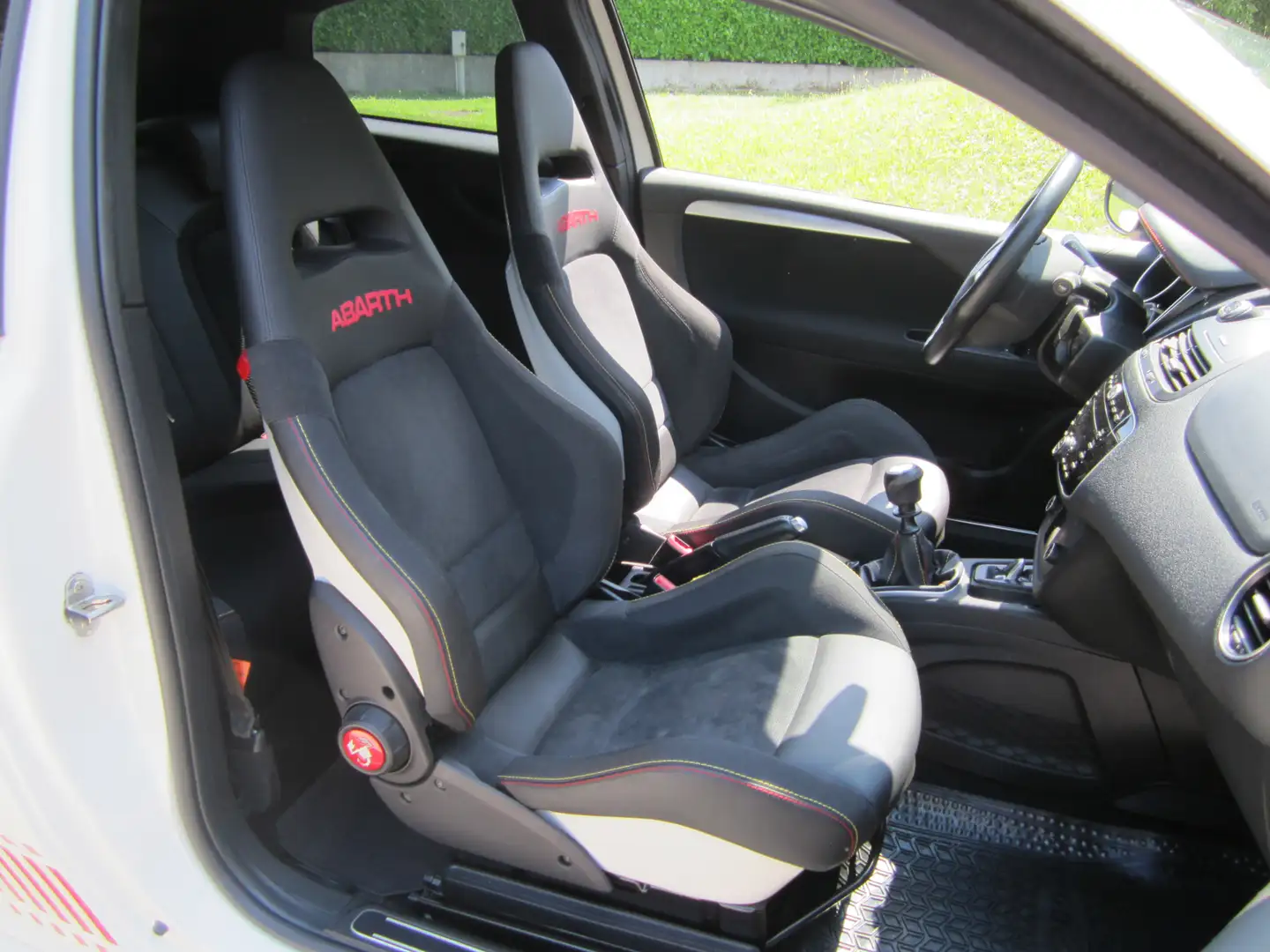 Abarth Punto EVO Punto Evo 1.4 16v t. m.air s Weiß - 2