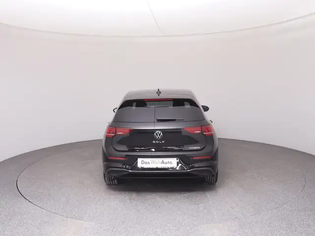 Volkswagen Golf view 6