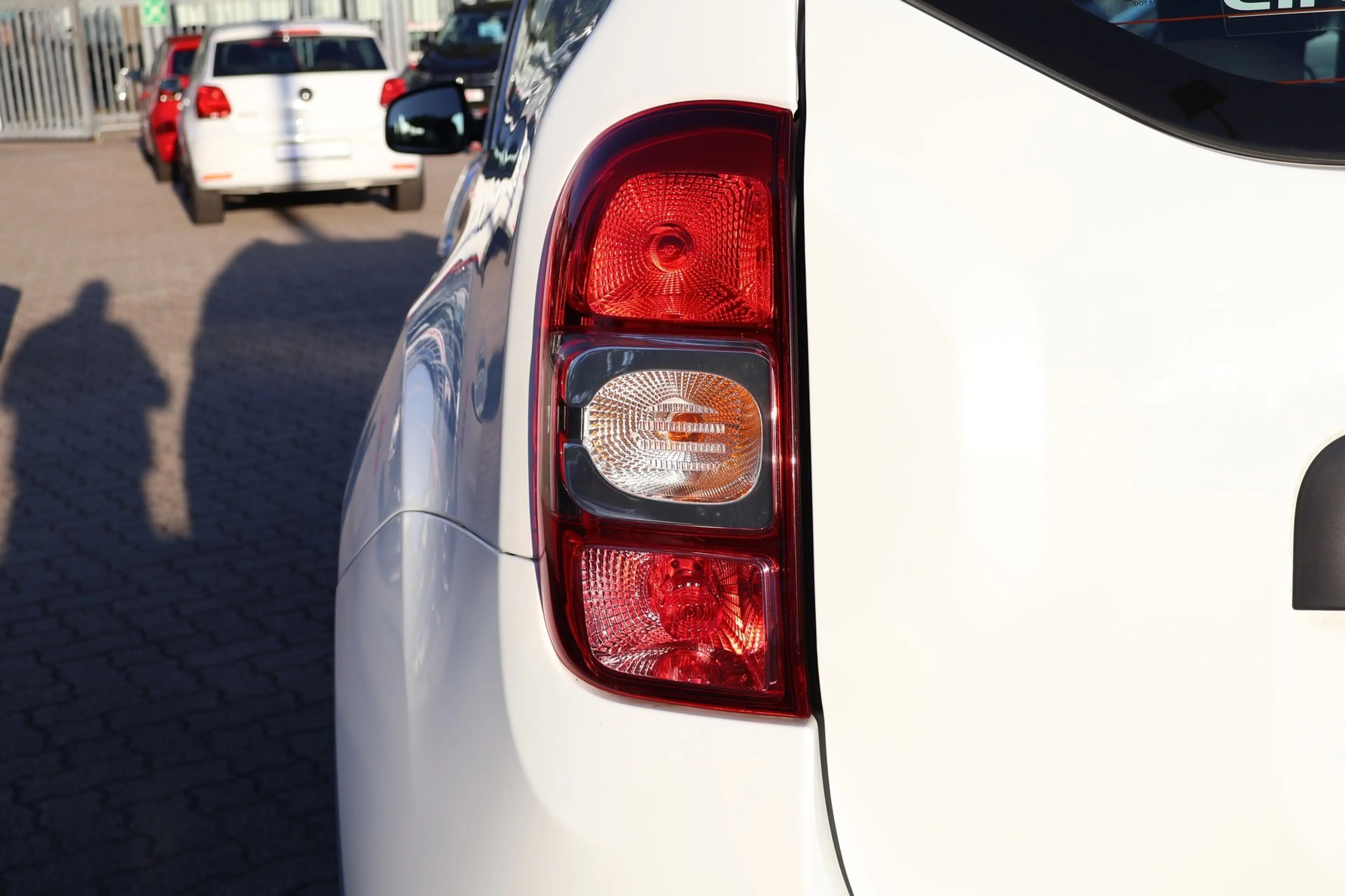 Dacia Duster II 1.6 SCe Navi Tempomat Sitzheizung DAB — photo 27