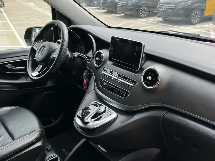 Mercedes-Benz Clase V 2019, foto 8