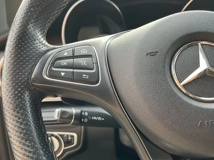 Mercedes-Benz Clase V 2019, foto 9