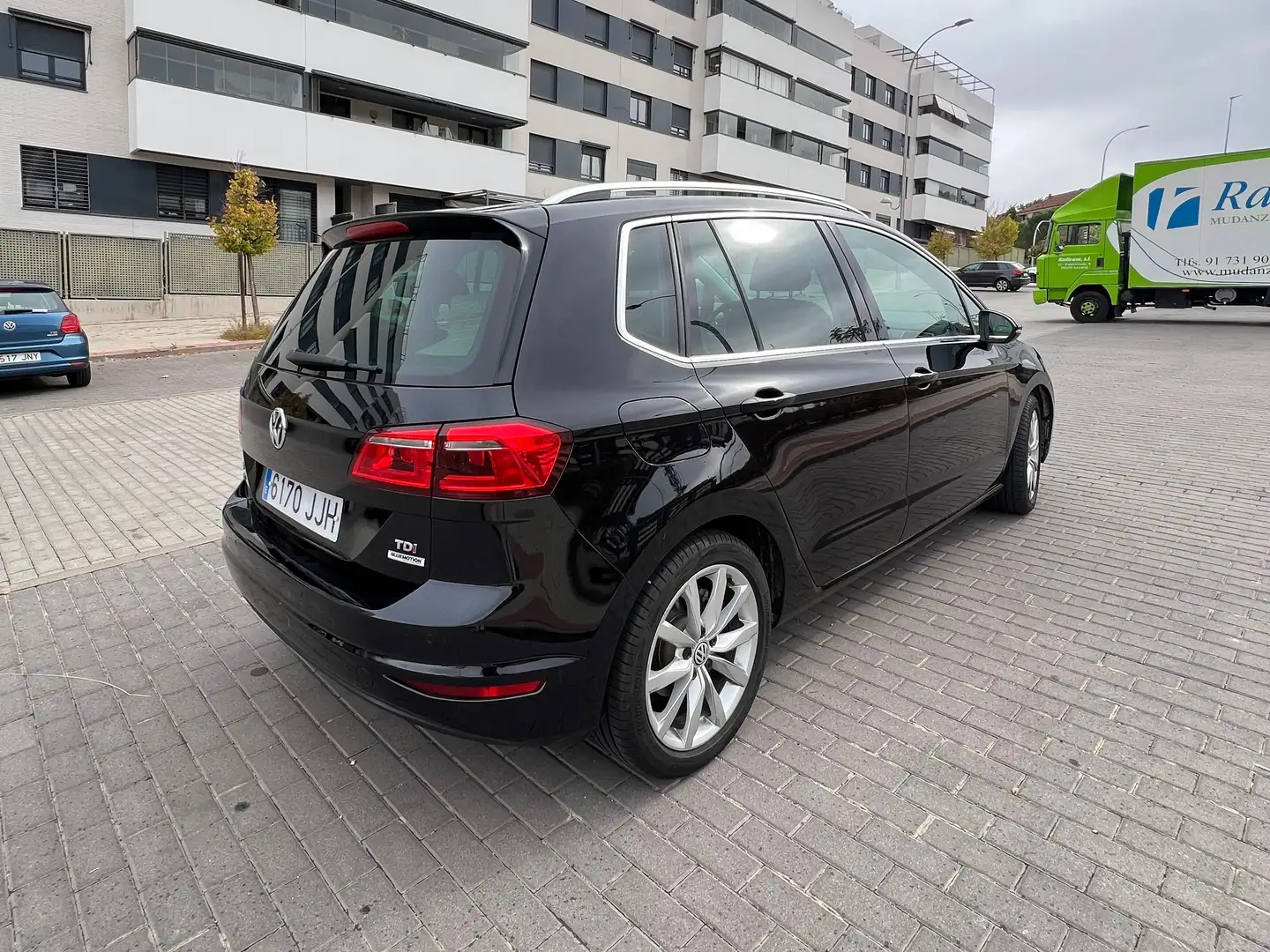 Volkswagen Golf Sportsvan Golf Sportsvan 1.6TDI CR BMT BM Business 81kW Bluemotion Business Negro - 2