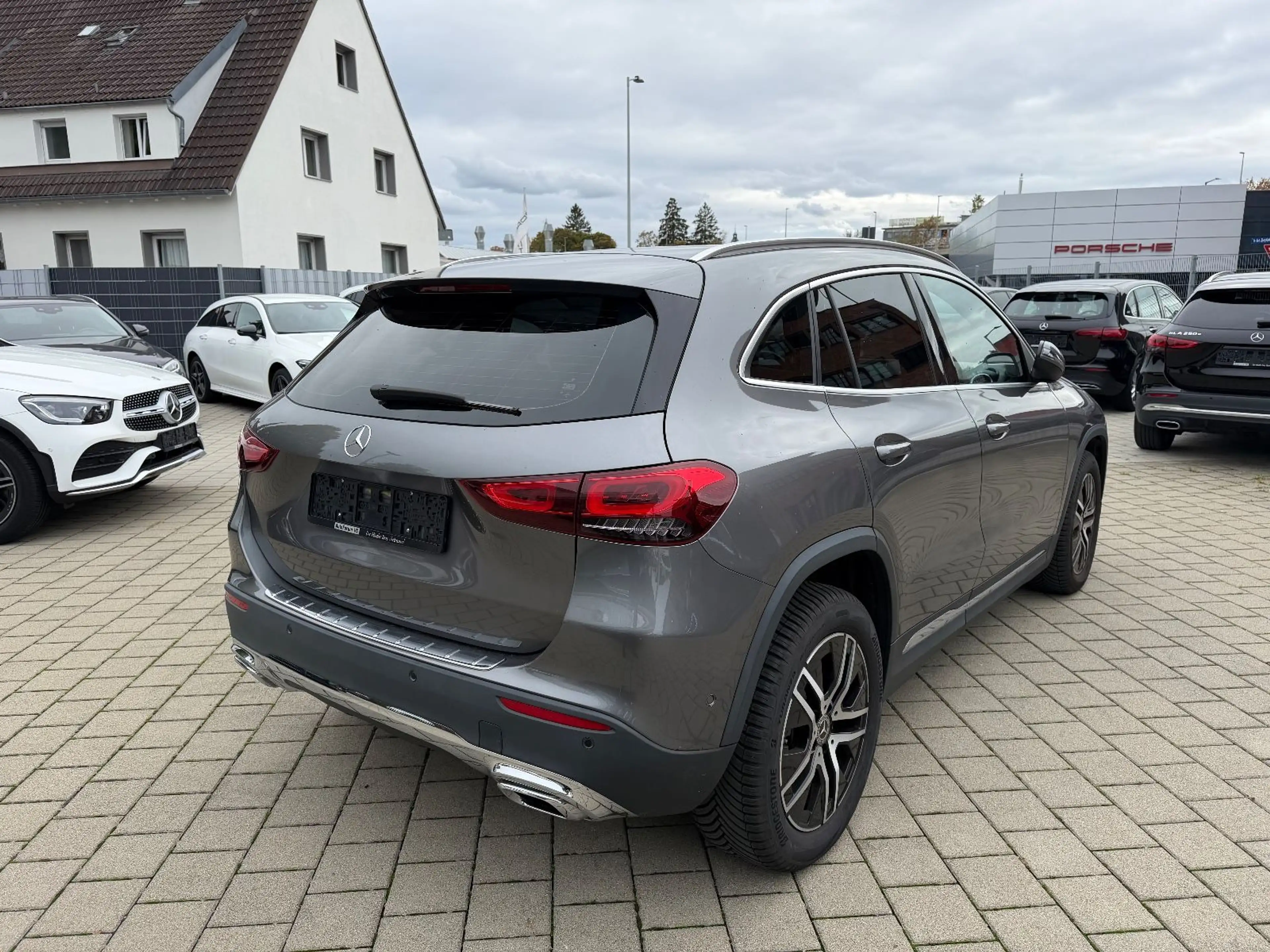 Mercedes-Benz GLA 200 MBUX*Navi*Rcam*LED — photo 7