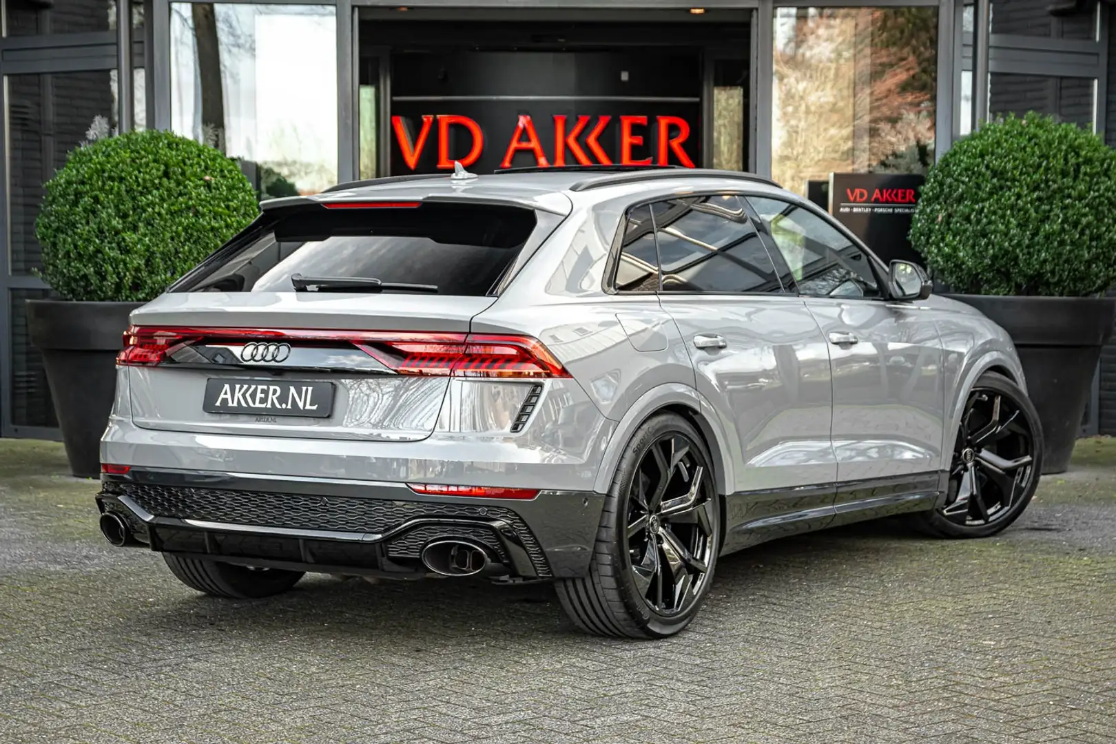 Audi RS Q8 RSQ8 Dynamic Plus | Garantie 2027 | Massage | Desi Gris - 2