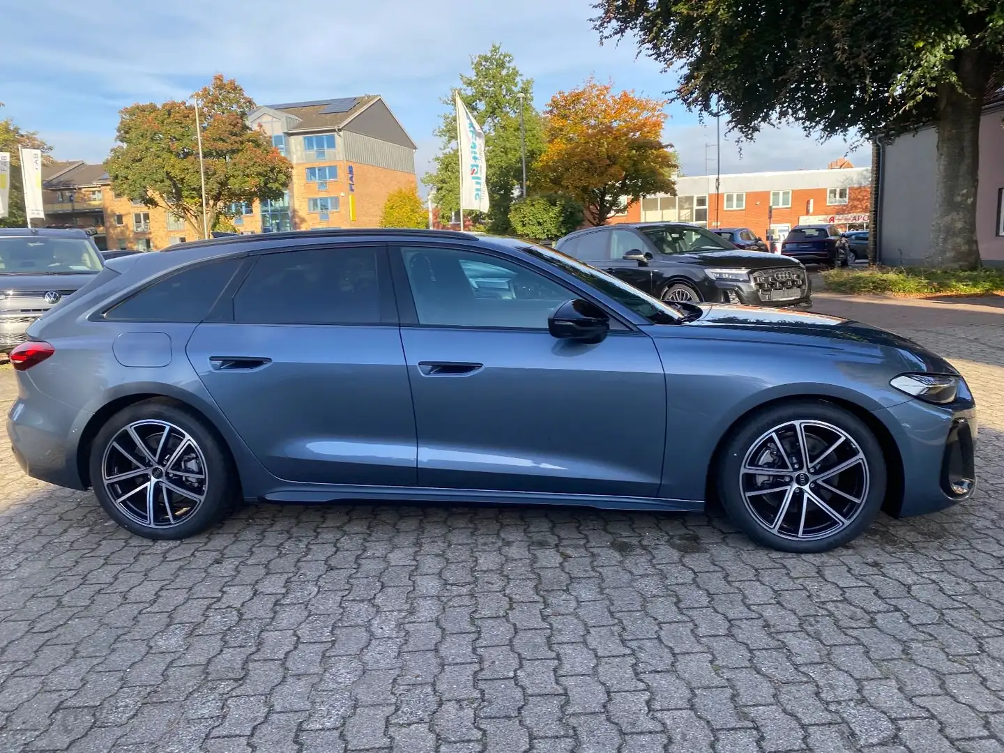 Audi A5 Avant TDI qu. S line Head Up Tech Pro AHK Bleu - 2