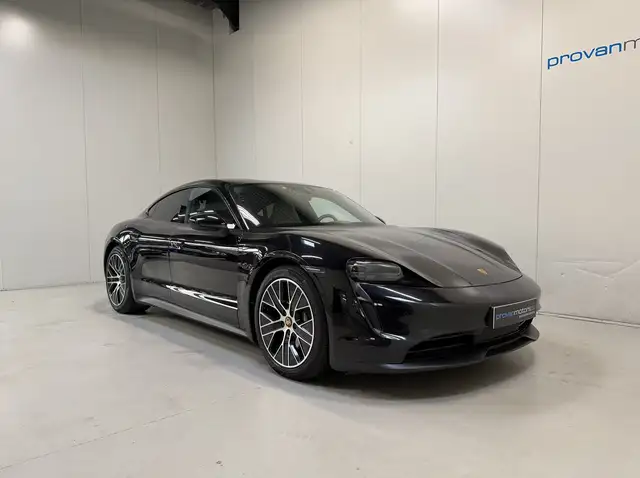 Porsche Taycan view 5