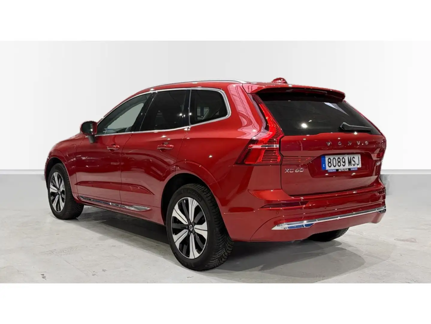Volvo XC60 T6 Recharge Plus Bright Rojo - 2