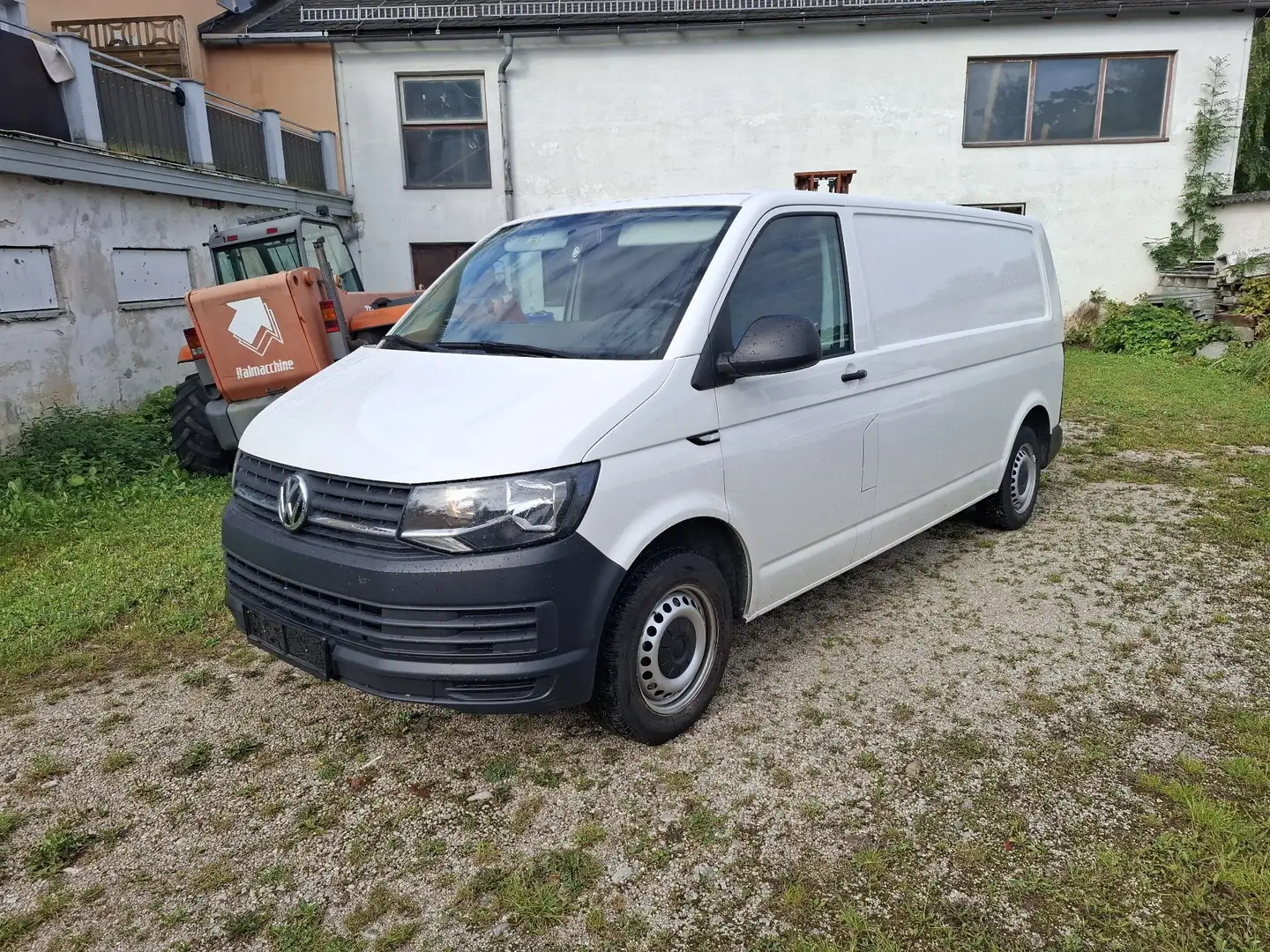 Volkswagen T6 Transporter LR, AHK, Tempo, E-Paket Weiß - 1