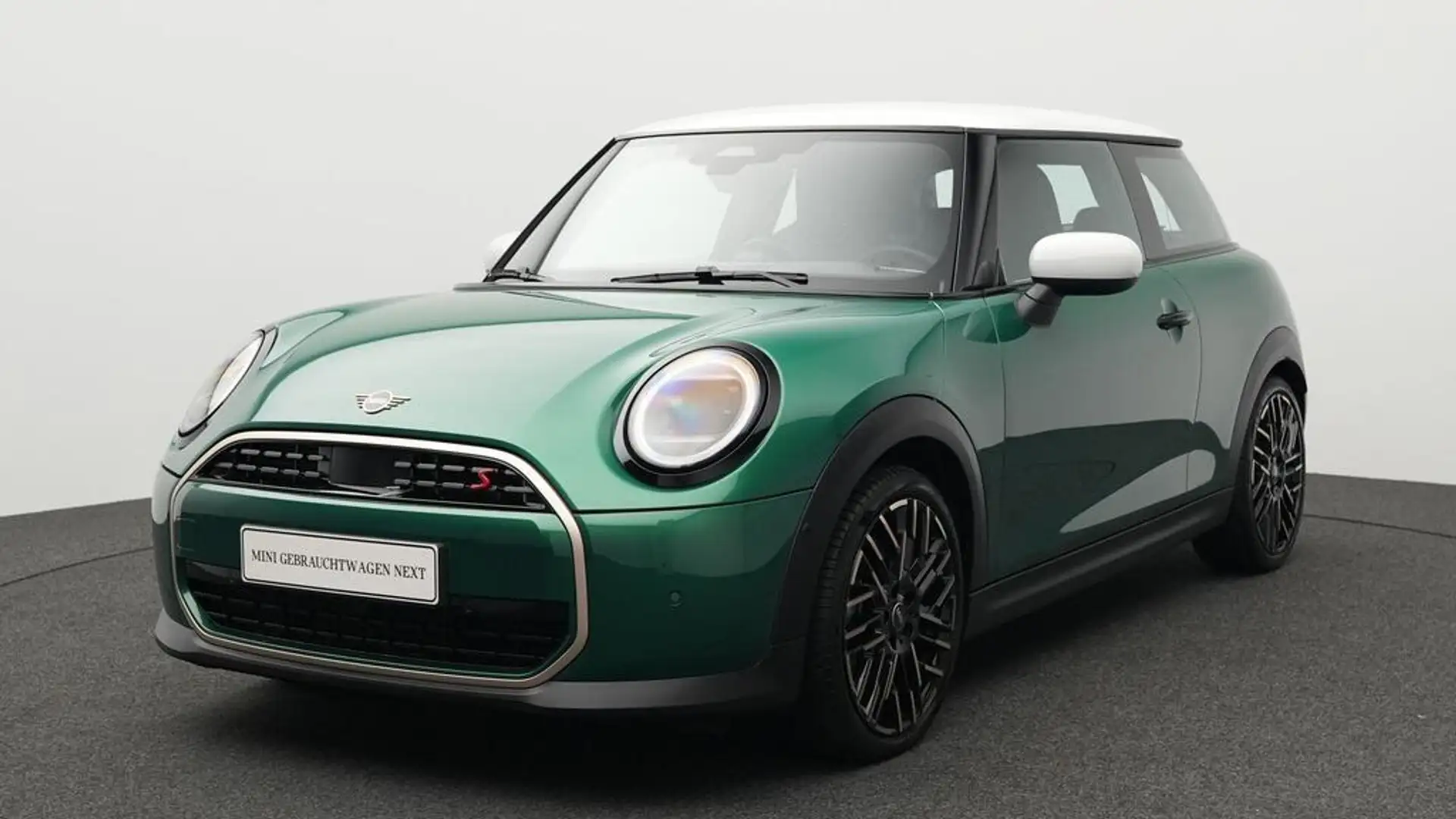 MINI Cooper S Favoured Trim Vert - 1