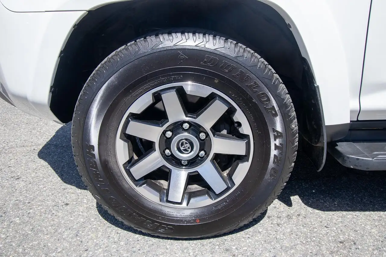 Toyota 4-Runner photo Toyota 4-Runner