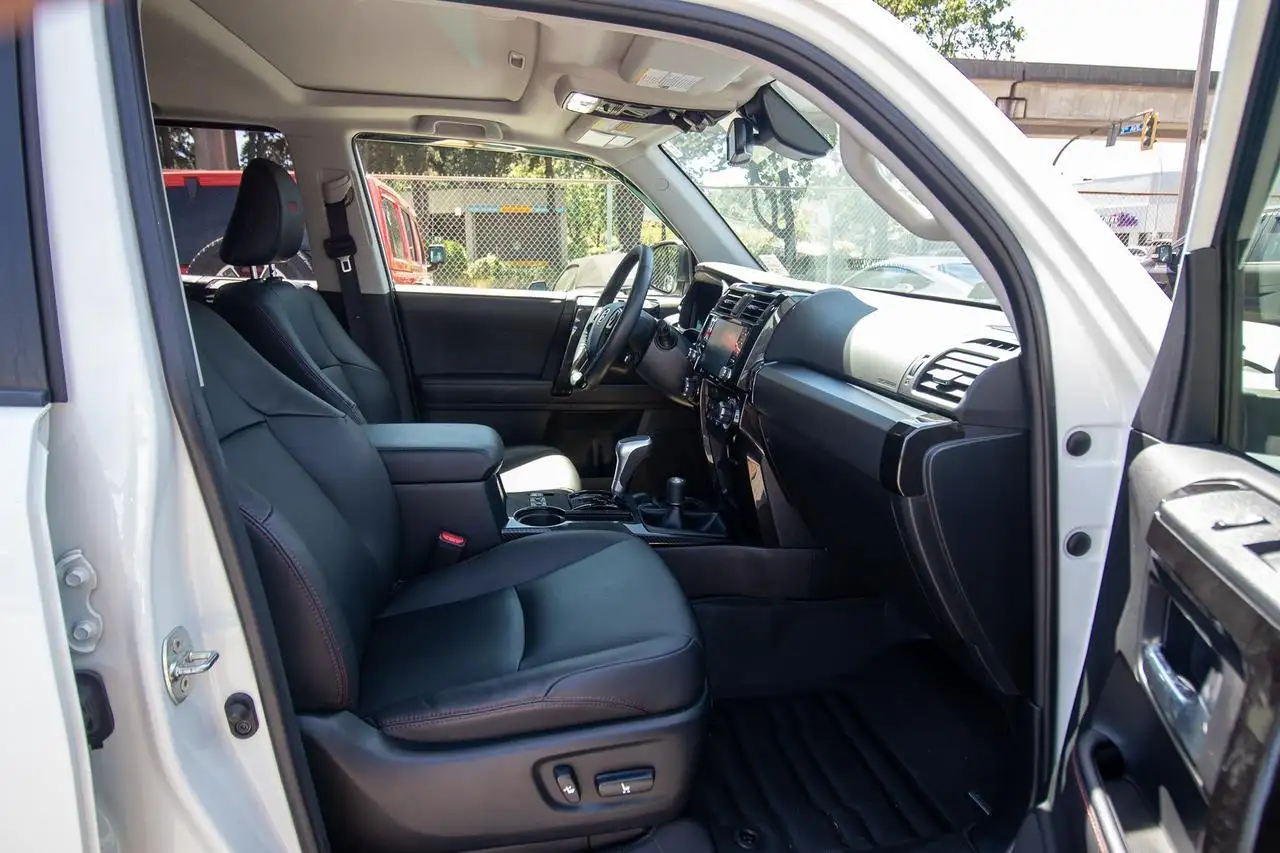 Toyota 4-Runner photo Toyota 4-Runner
