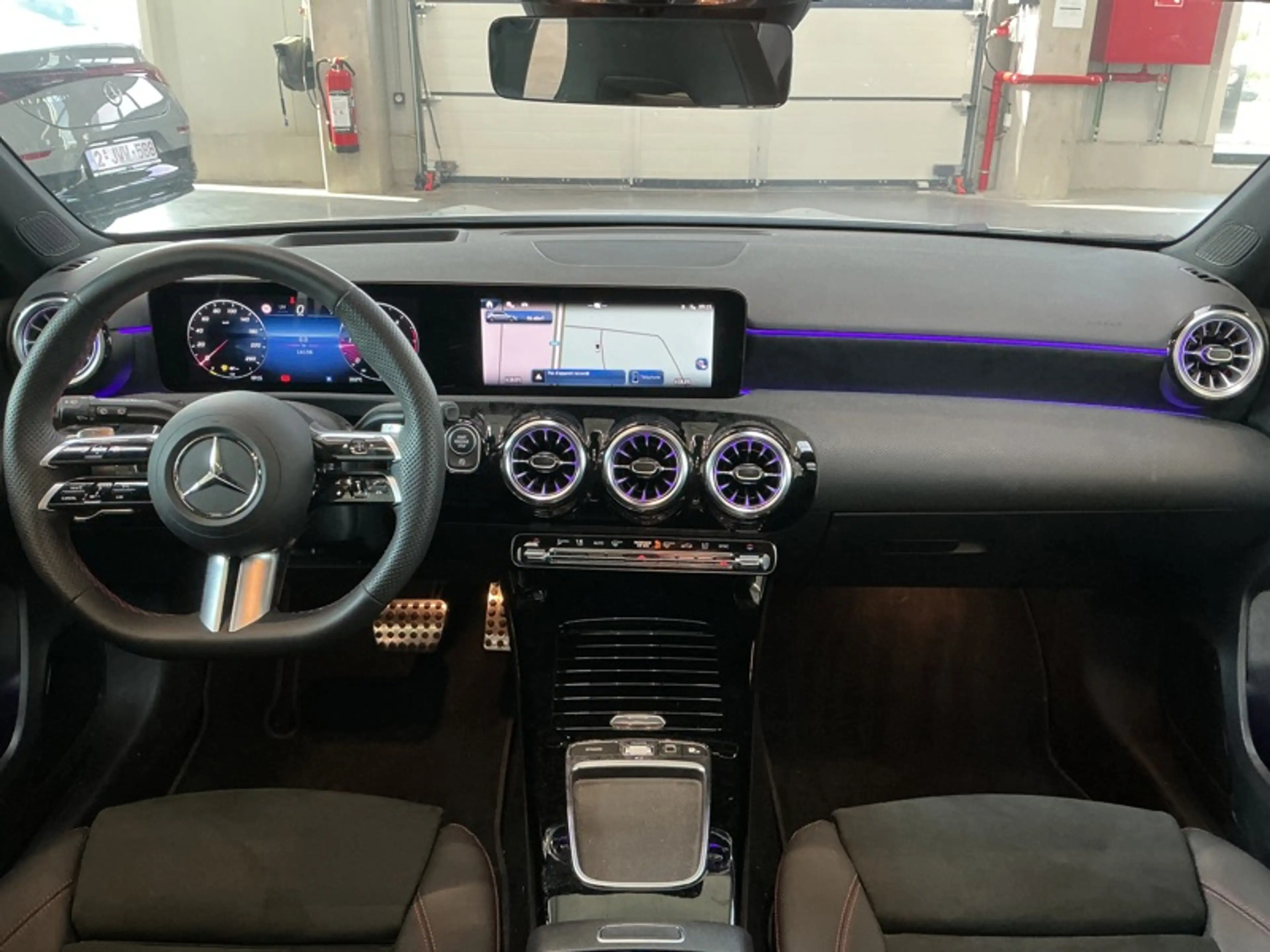 Mercedes-Benz A 180 d AMG Pack Night Pano — photo 11