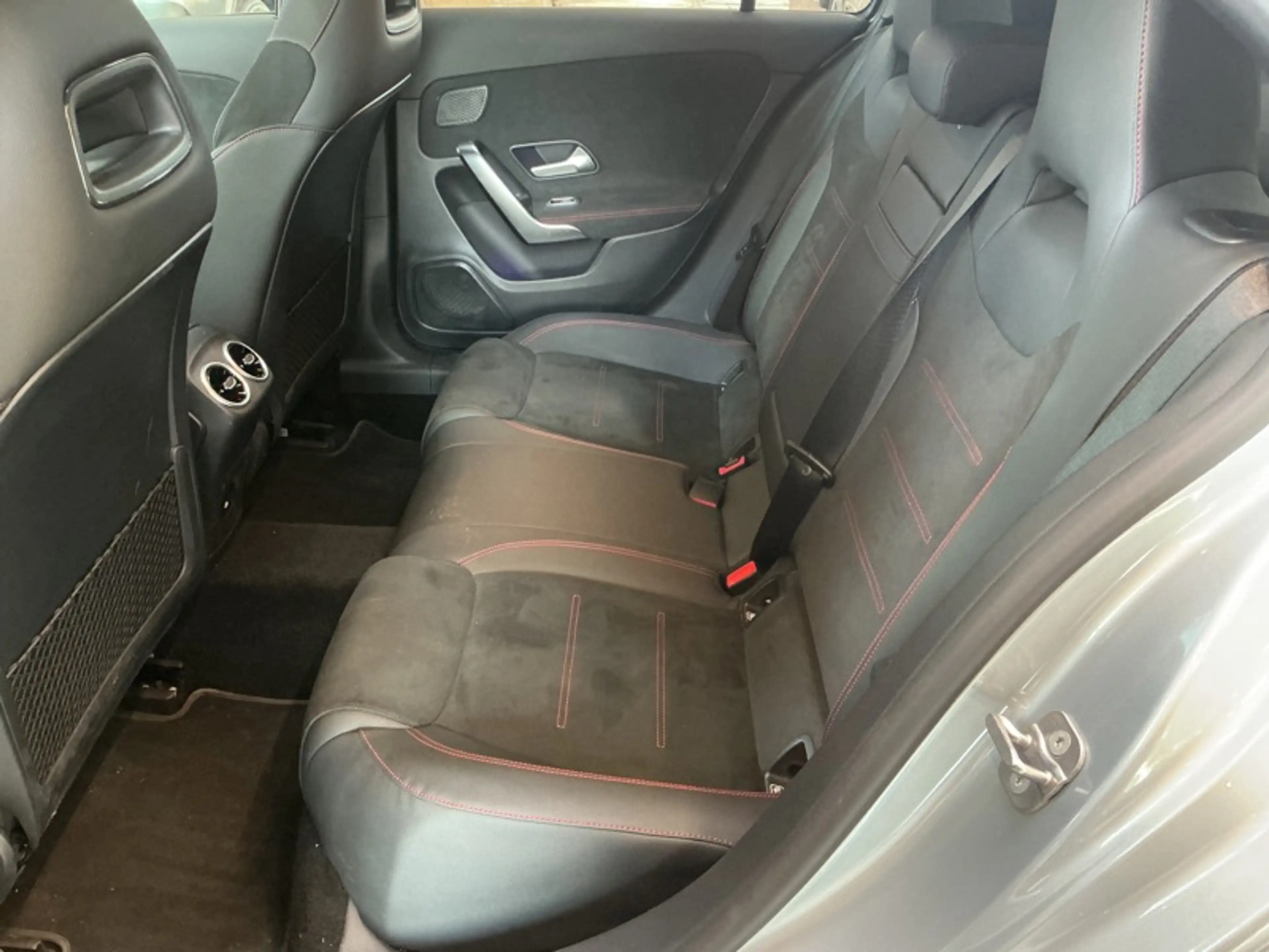 Mercedes-Benz A 180 d AMG Pack Night Pano — photo 9