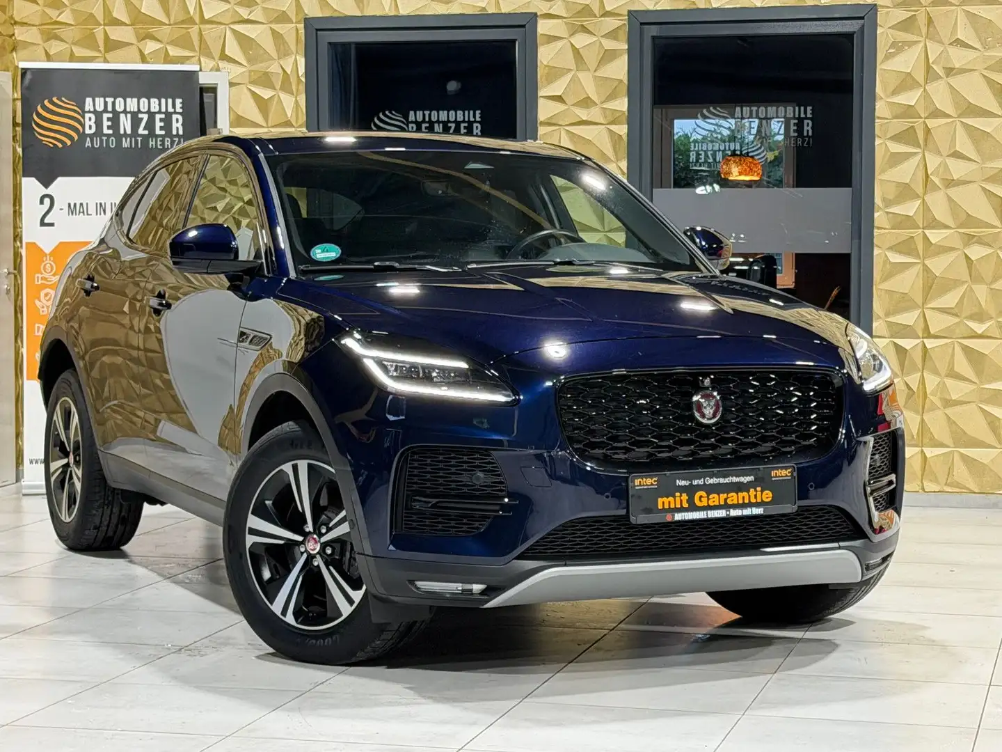 Jaguar E-Pace E-PACE S AWD/LED/LEDER/3-D'KAMERA/ Blau - 2